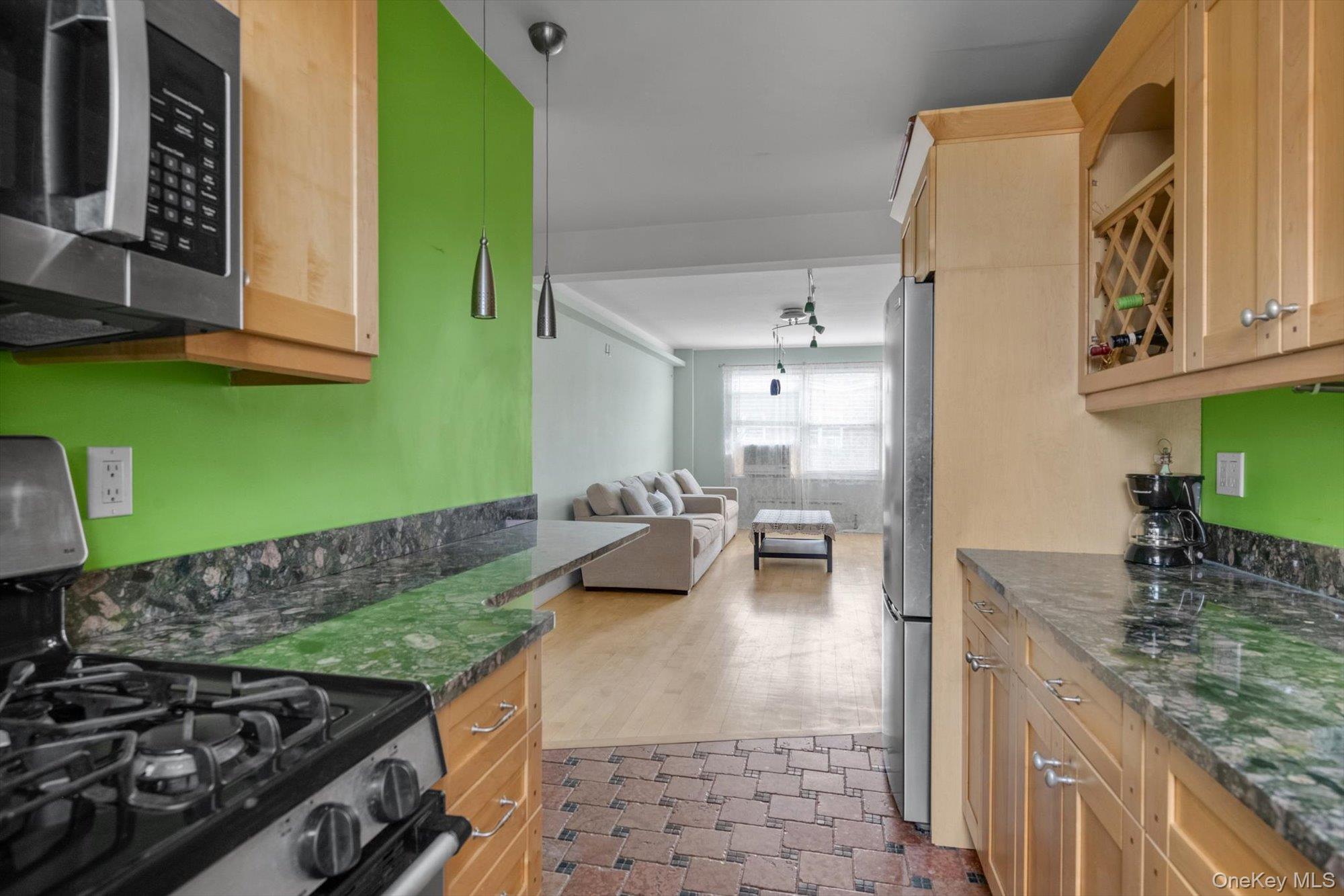 #7 photo, 78-42 Main Street, Flushing , NY 11747