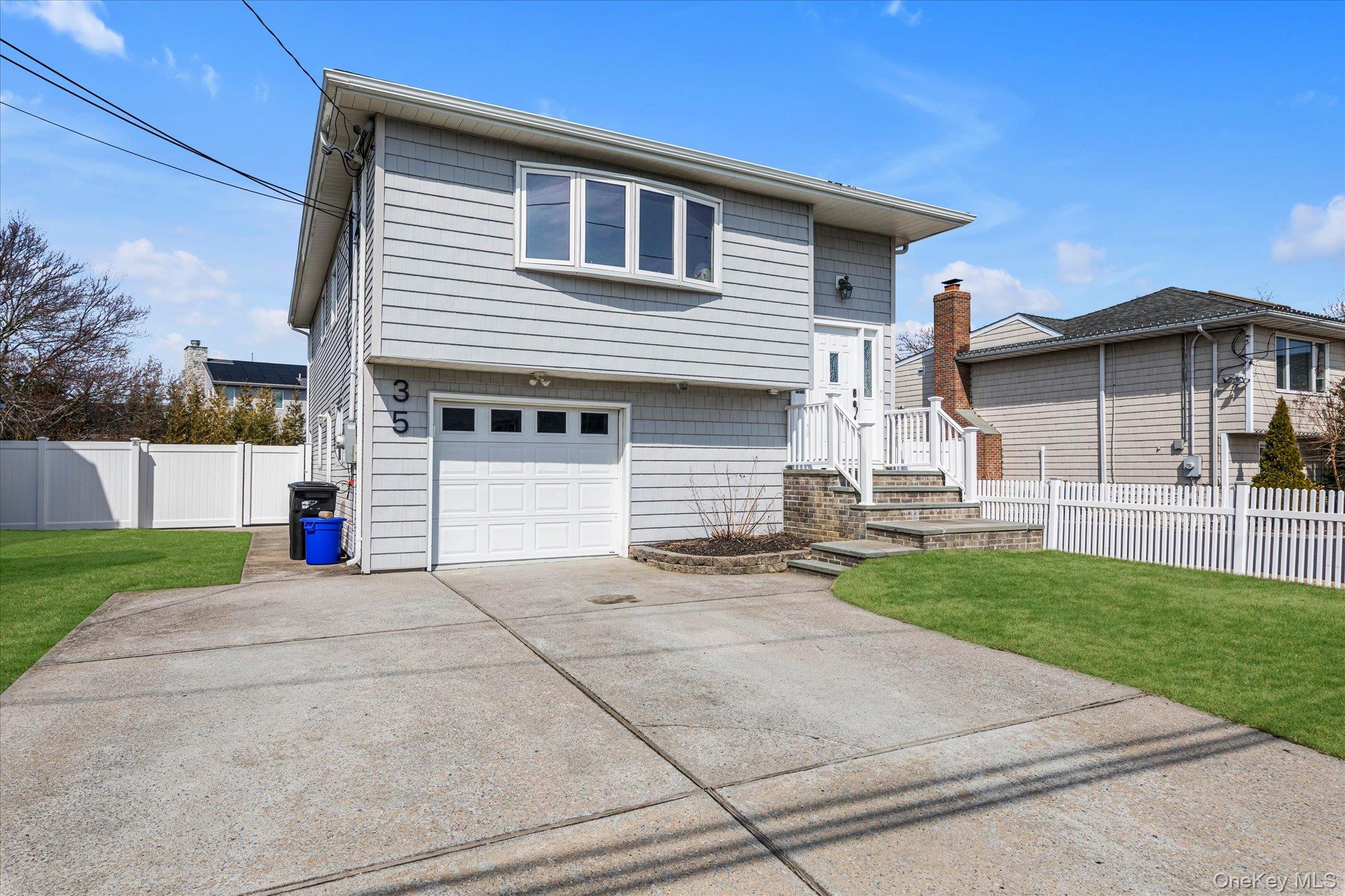 #20 photo, 35 Lee Avenue, 东长岛 Babylon , NY 11702