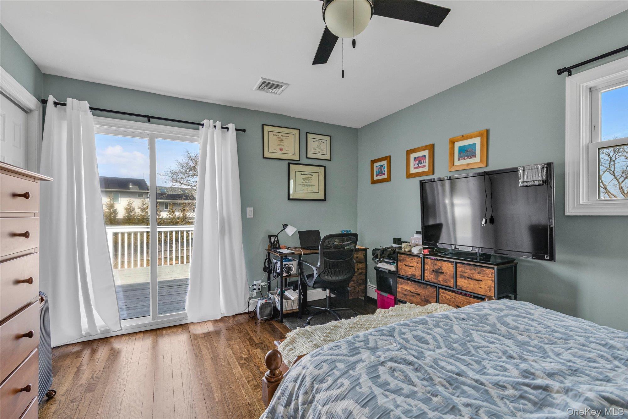 #9 photo, 35 Lee Avenue, 东长岛 Babylon , NY 11702