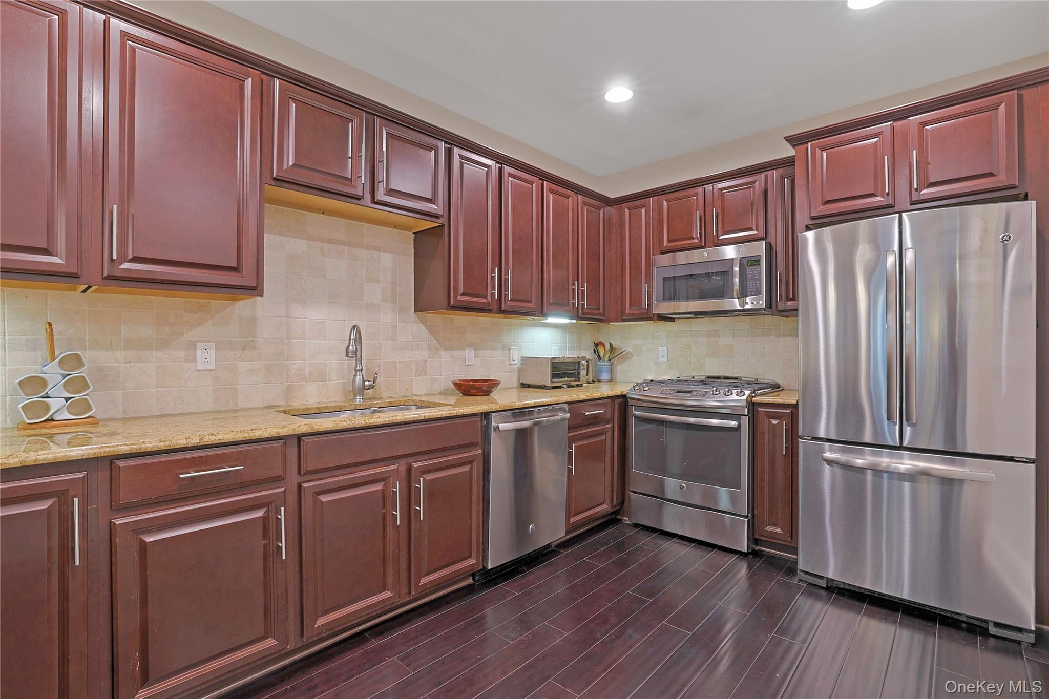 #4 photo, 506 Trump Park, Shrub Oak , NY 10588