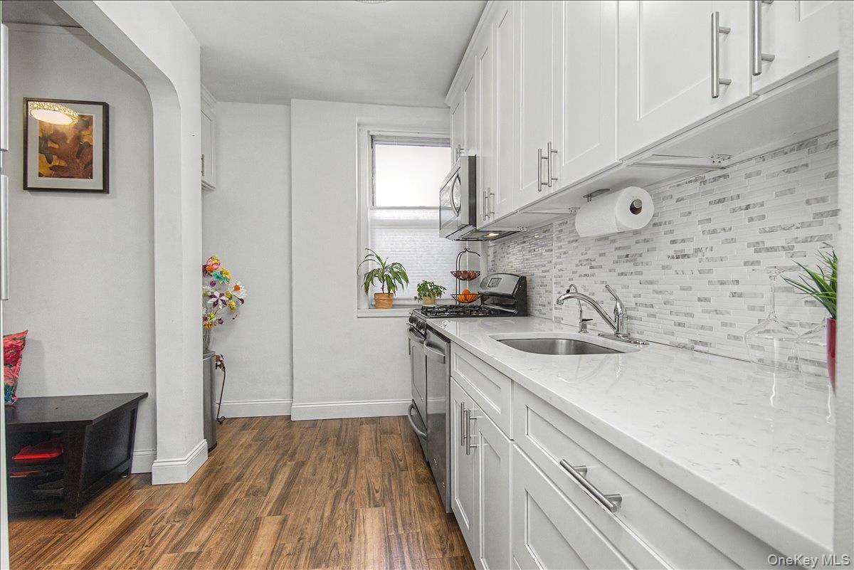 #2 photo, 90 BRYANT Avenue, White Plains , NY 10605