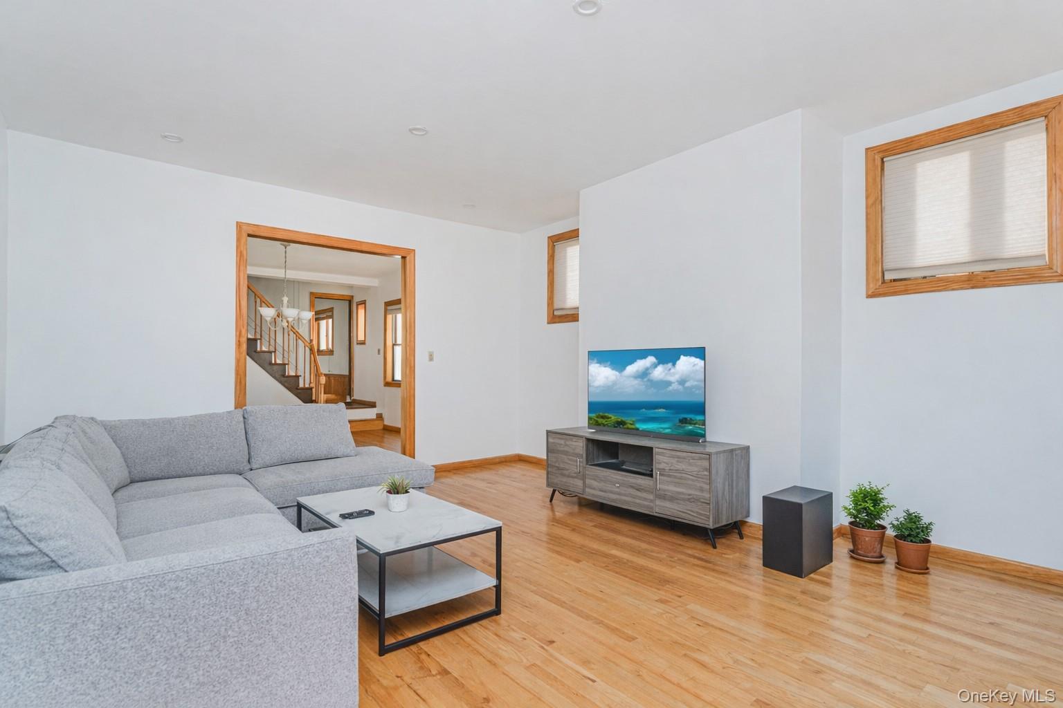 #3 photo, 2071 E 35th Street, Brooklyn , NY 11234