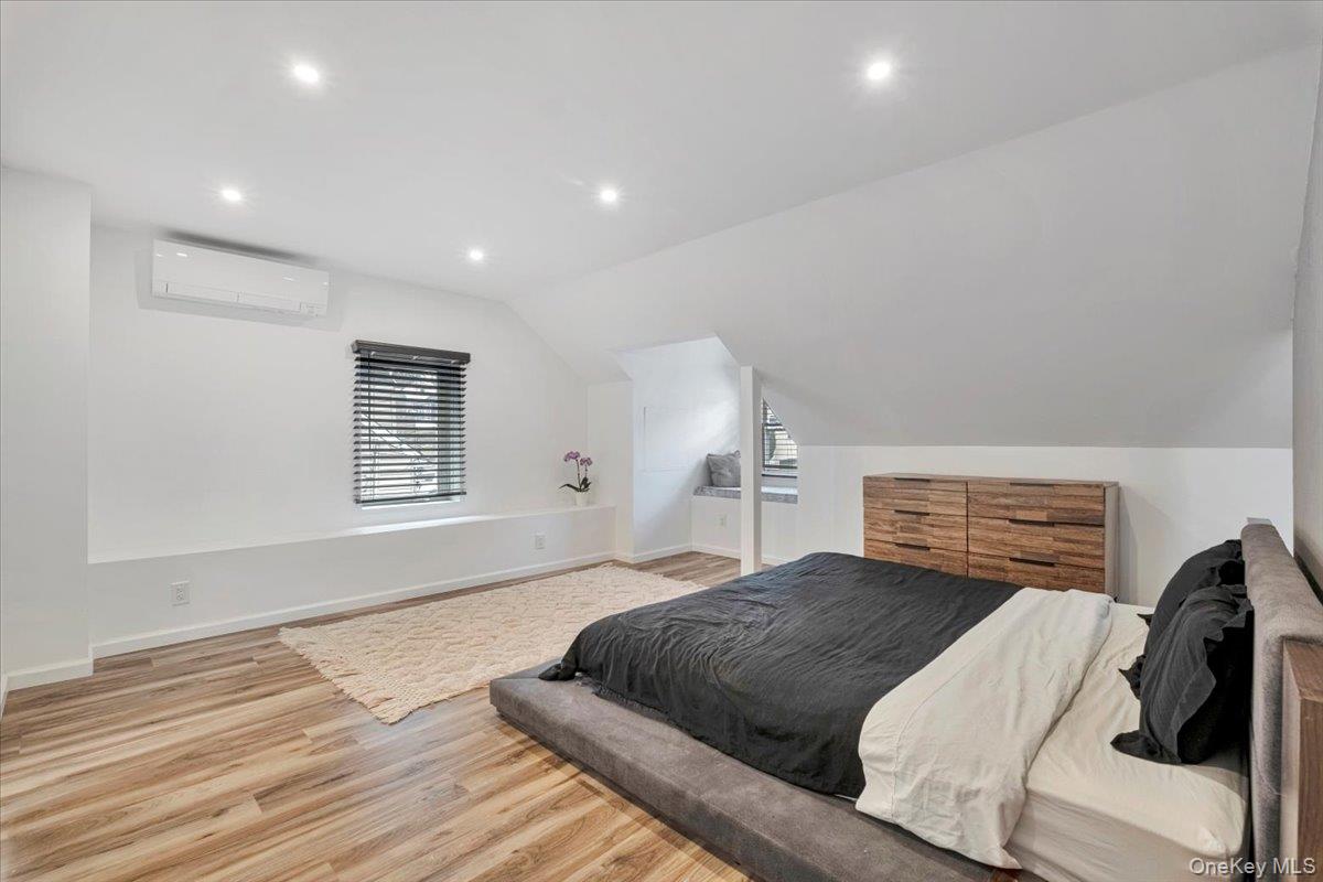 #17 photo, 75 Oakland Avenue, Tuckahoe , NY 10707