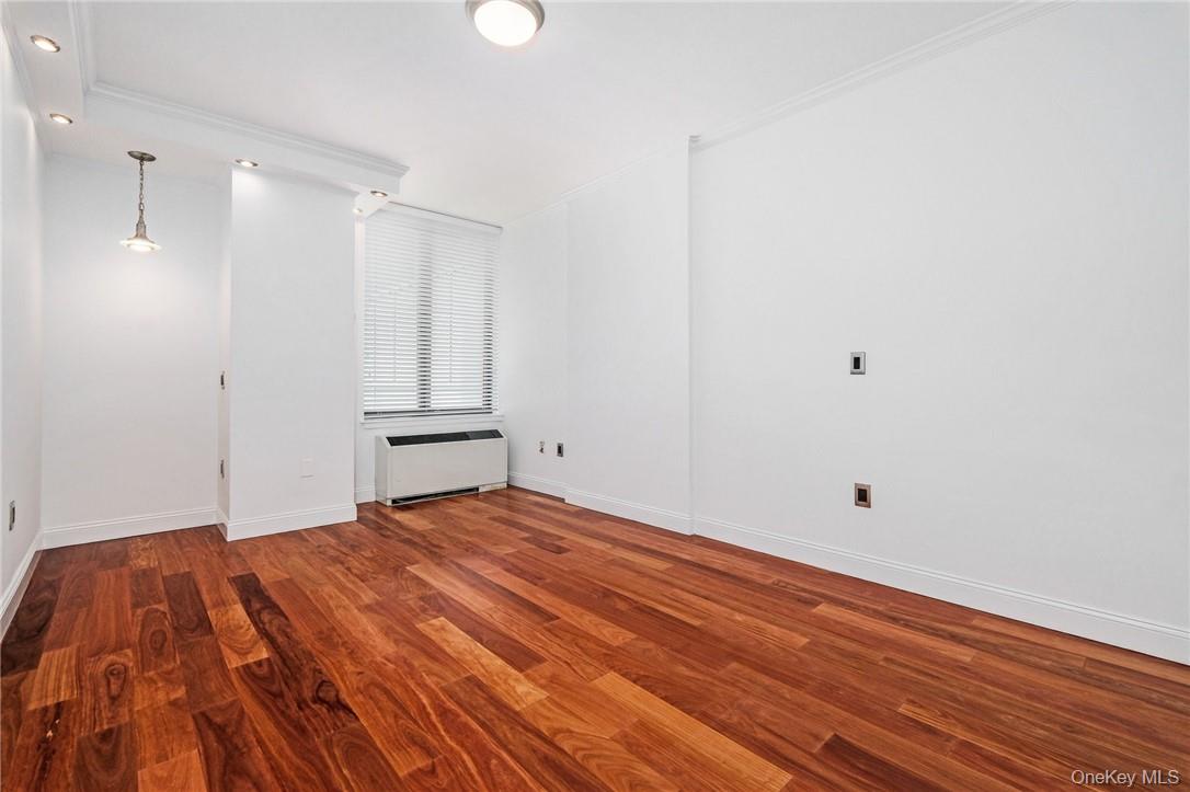 #11 photo, 10 City Place, White Plains , NY 10601