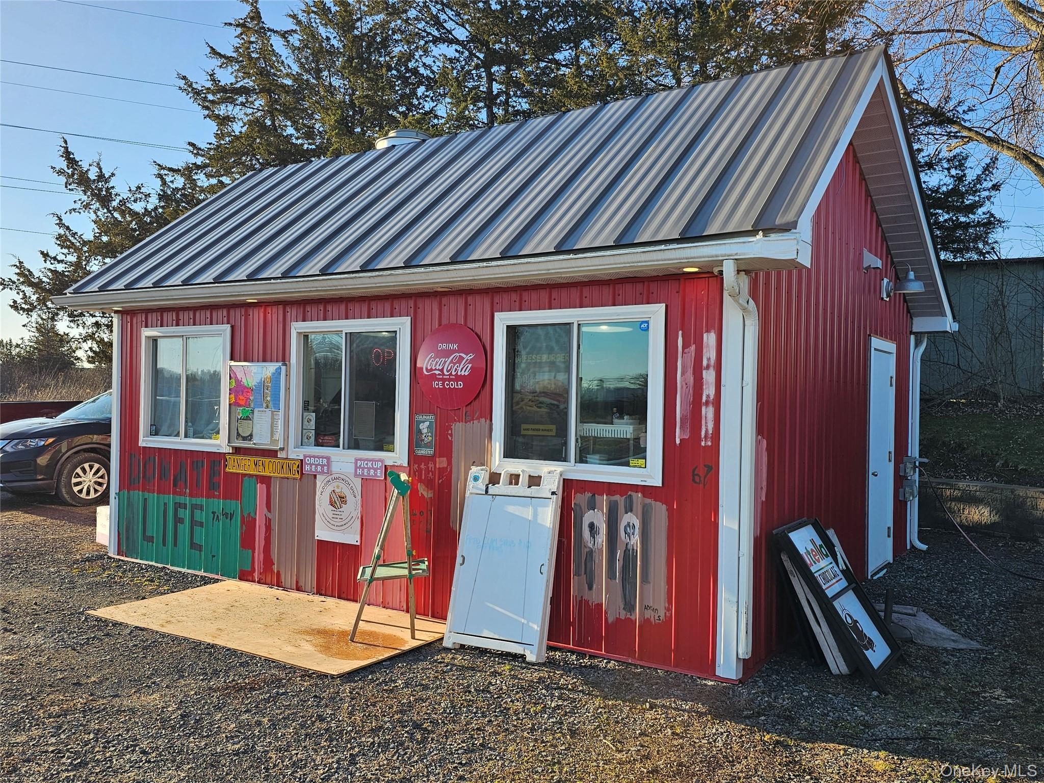 #2 photo, 93 Healy Boulevard, Hudson , NY 12534