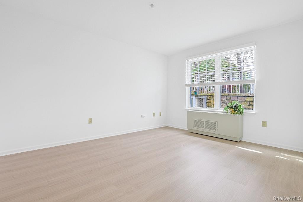 #11 photo, 105 Sutton Drive, Mount Kisco , NY 10549