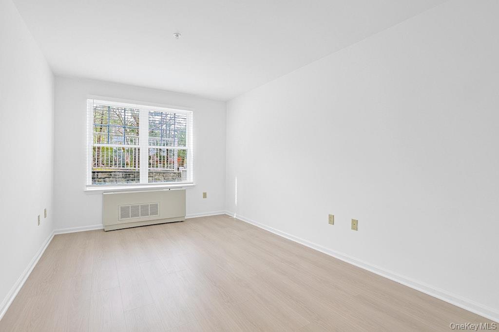 #14 photo, 105 Sutton Drive, Mount Kisco , NY 10549