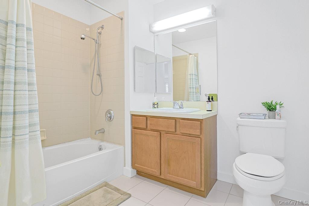 #16 photo, 105 Sutton Drive, Mount Kisco , NY 10549