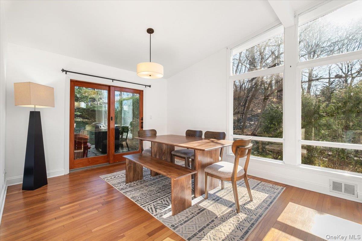 #10 photo, 6A Dickel Road, Scarsdale , NY 10583