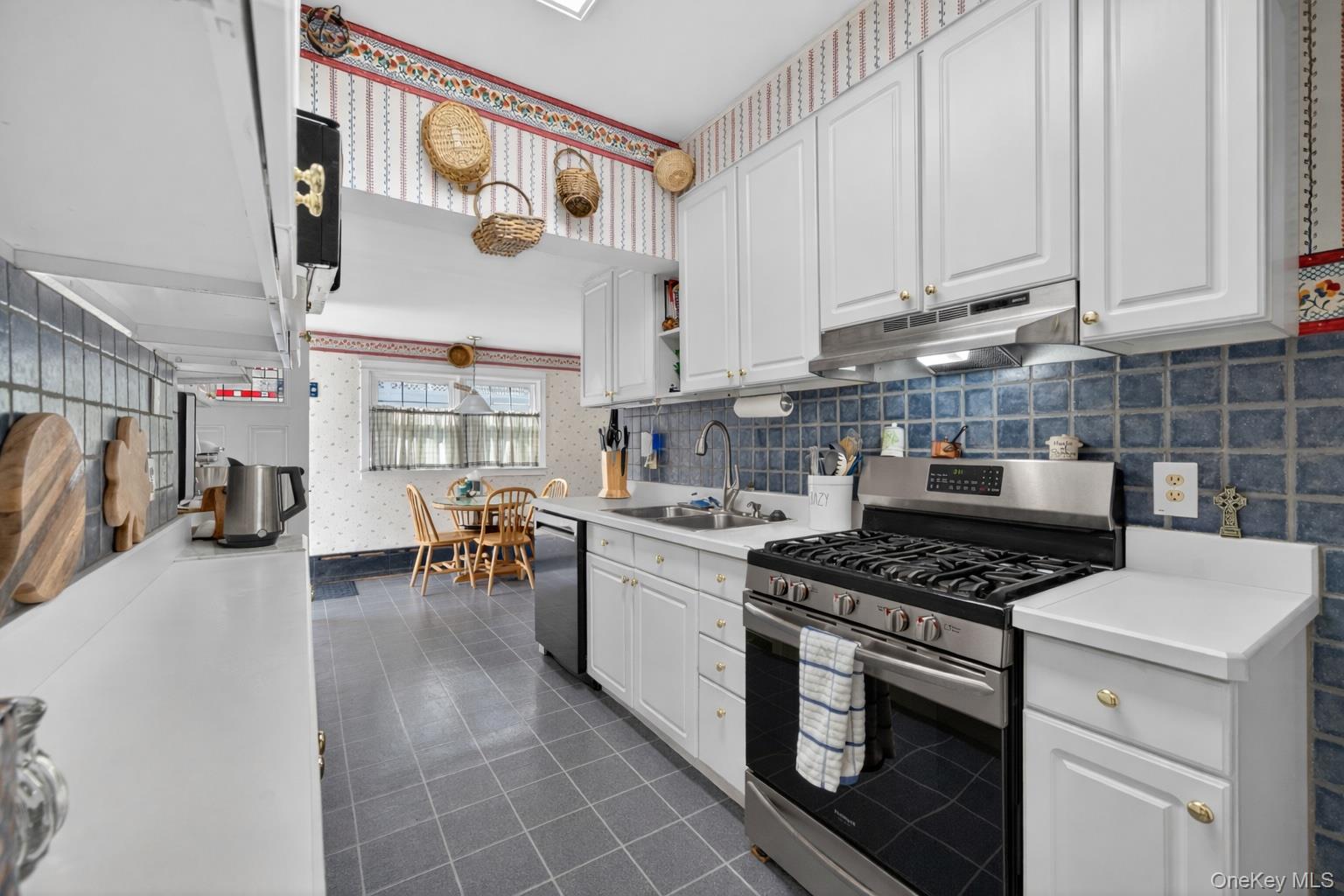 #18 photo, 1 City Terrace, Newburgh , NY 12550