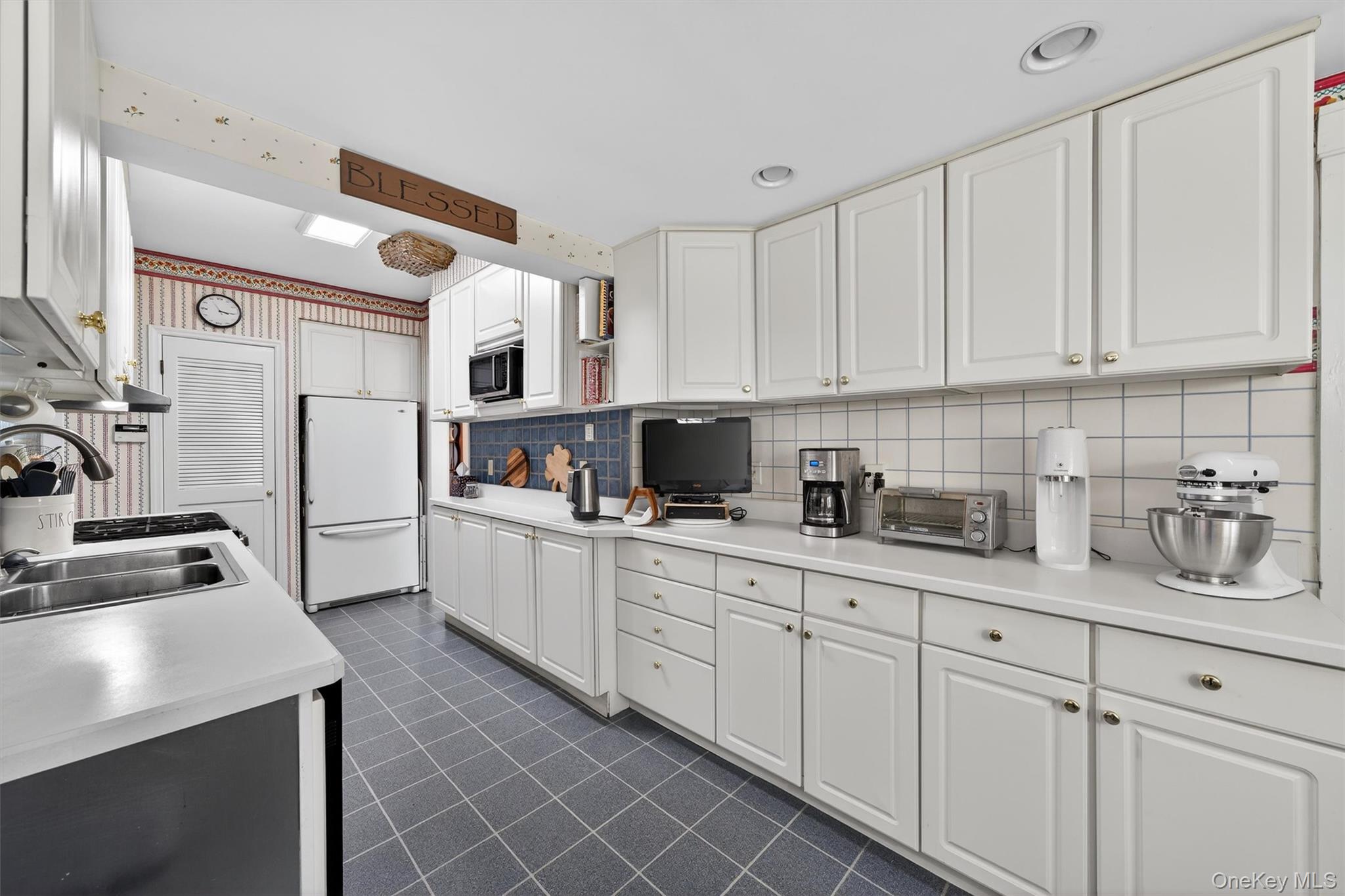 #20 photo, 1 City Terrace, Newburgh , NY 12550