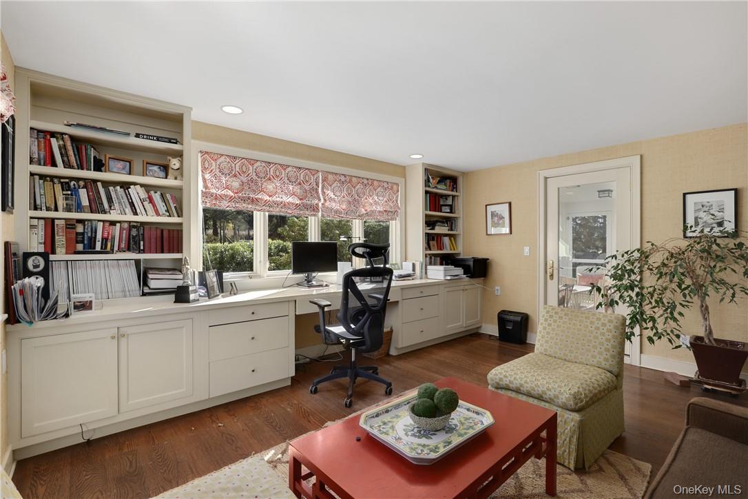 #14 photo, 77 Hook Road, Bedford , NY 10506