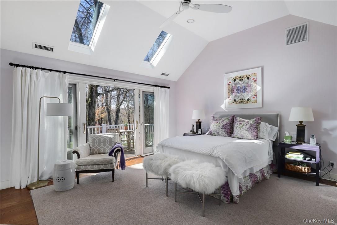 #16 photo, 77 Hook Road, Bedford , NY 10506