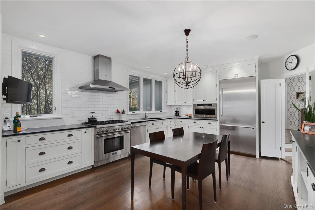 #6 photo, 77 Hook Road, Bedford , NY 10506