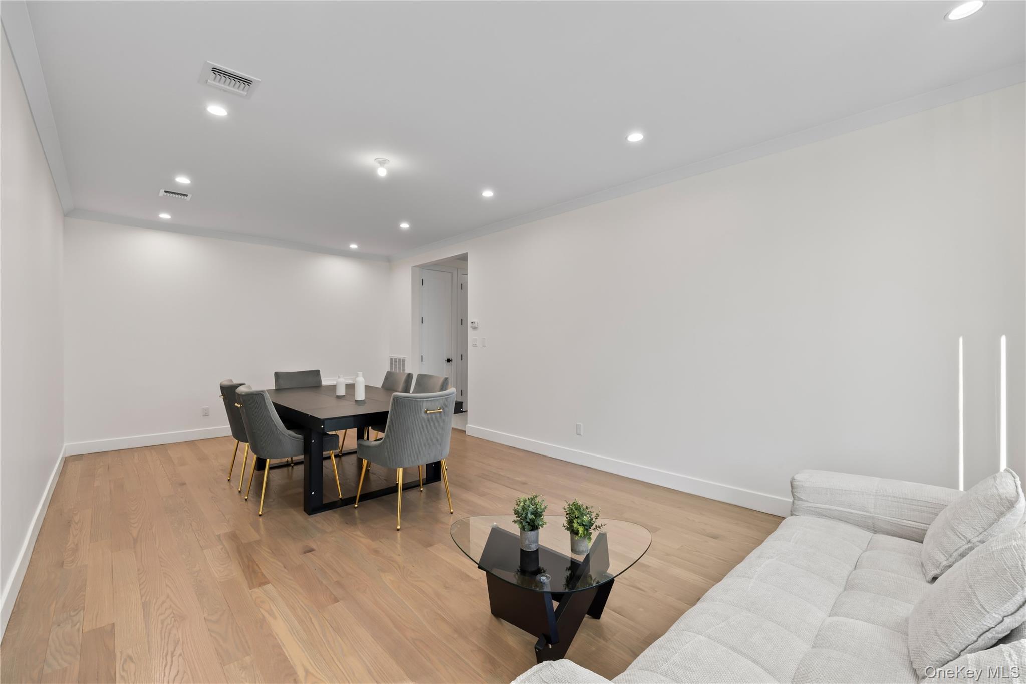 #10 photo, 80 Memorial Park, Spring Valley , NY 10977