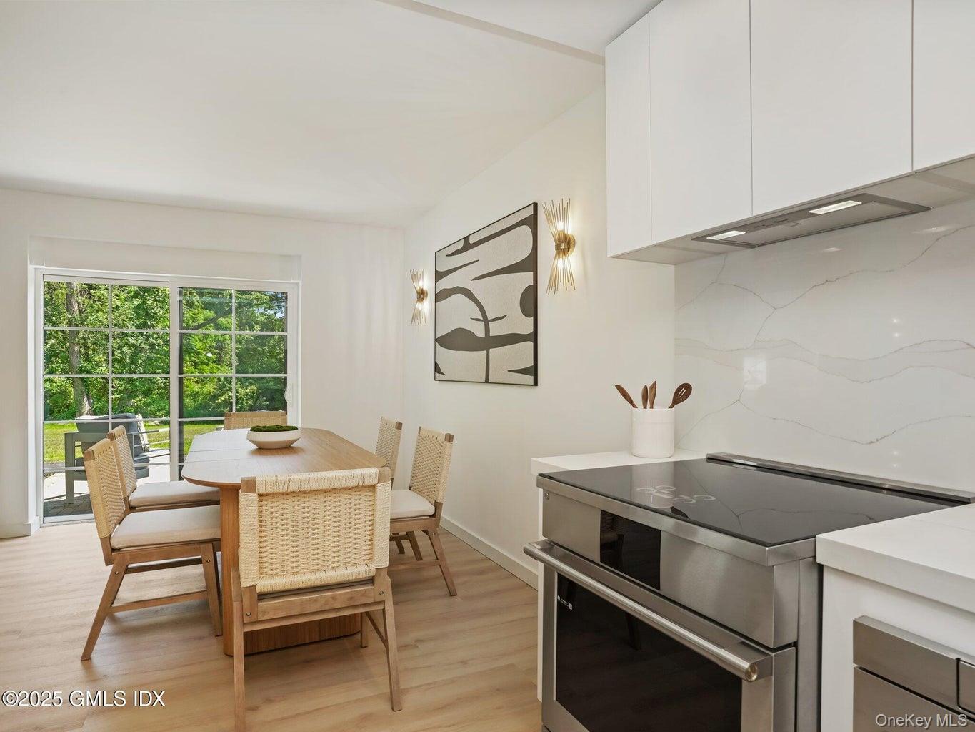 #14 photo, 1188 King, Greenwich , NY 06831