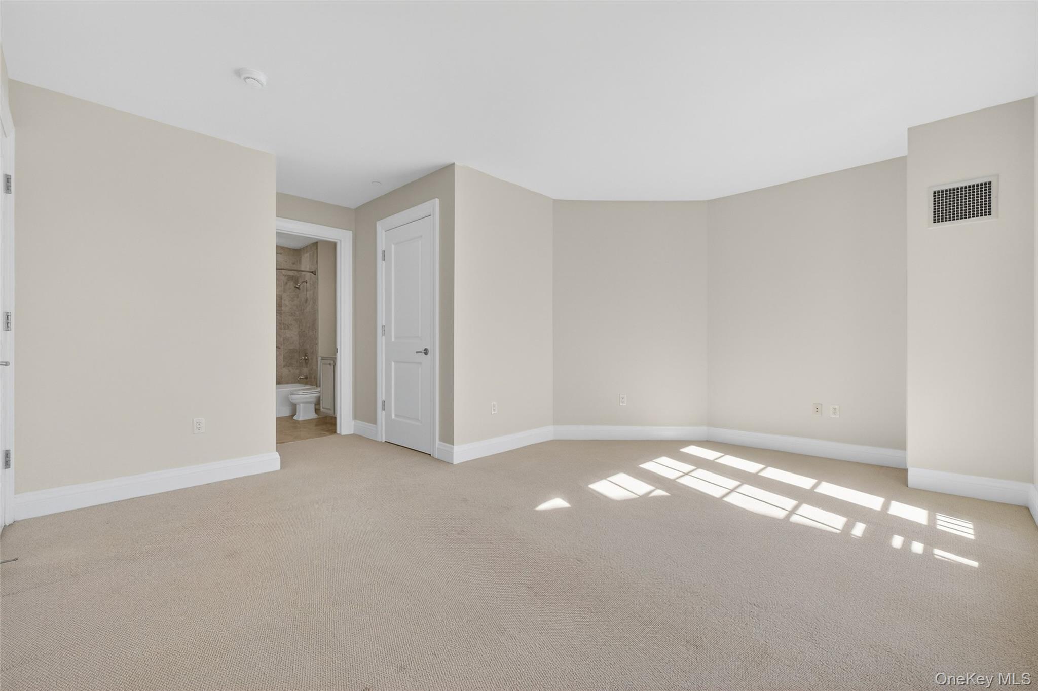 #17 photo, 319 Trump Park, Shrub Oak , NY 10588