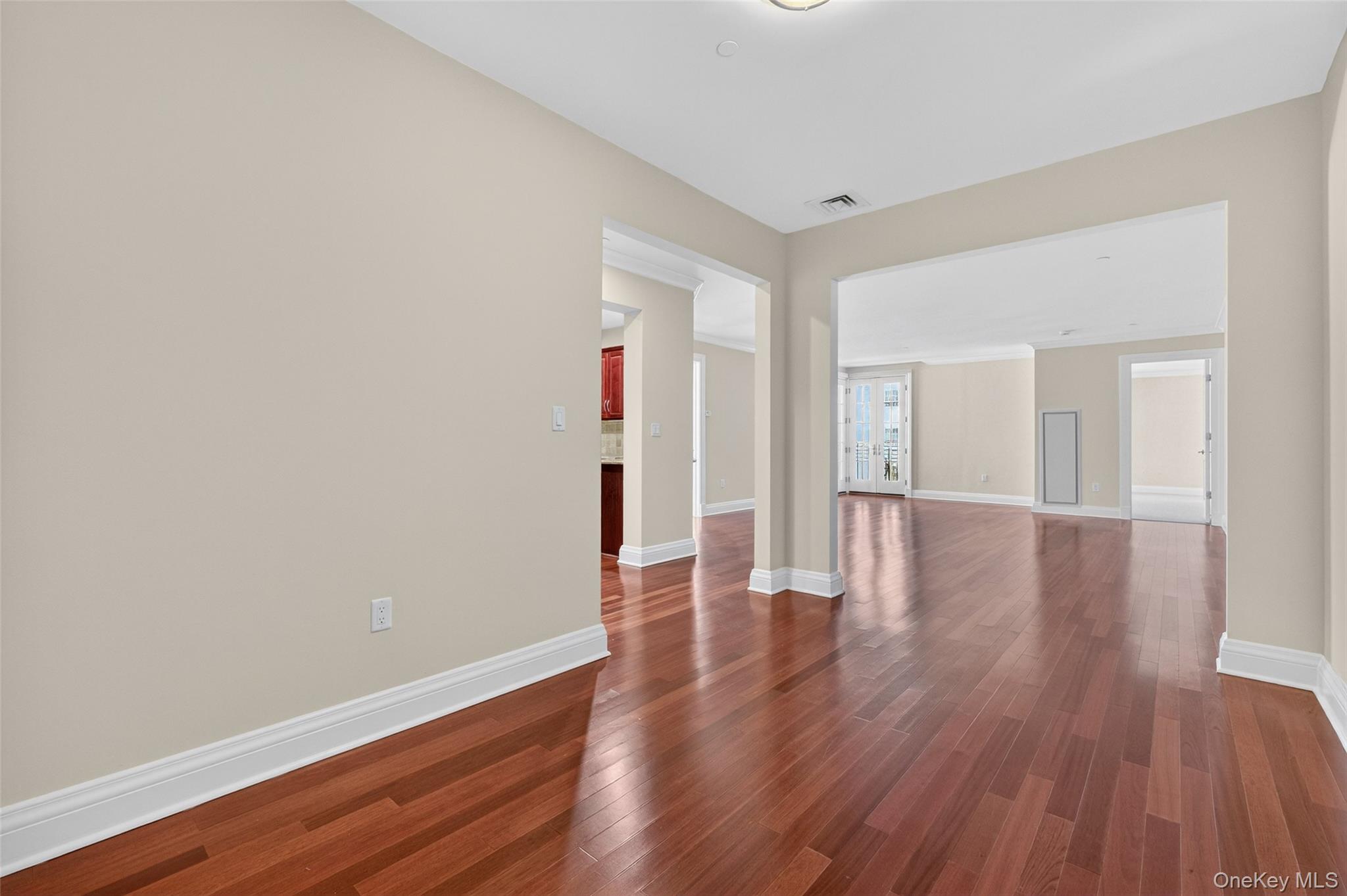 #8 photo, 319 Trump Park, Shrub Oak , NY 10588