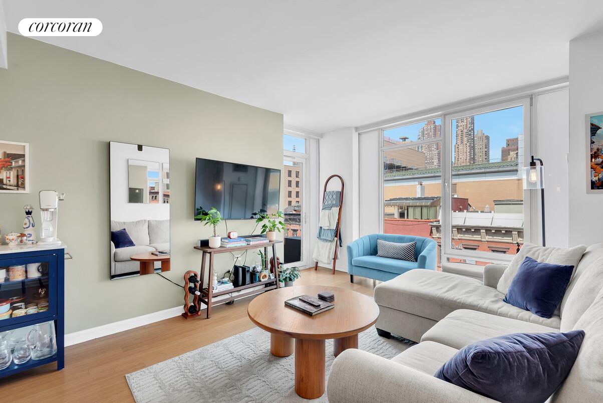 #1 photo, 350 W 53RD Street, Hell's Kitchen , NY 10019