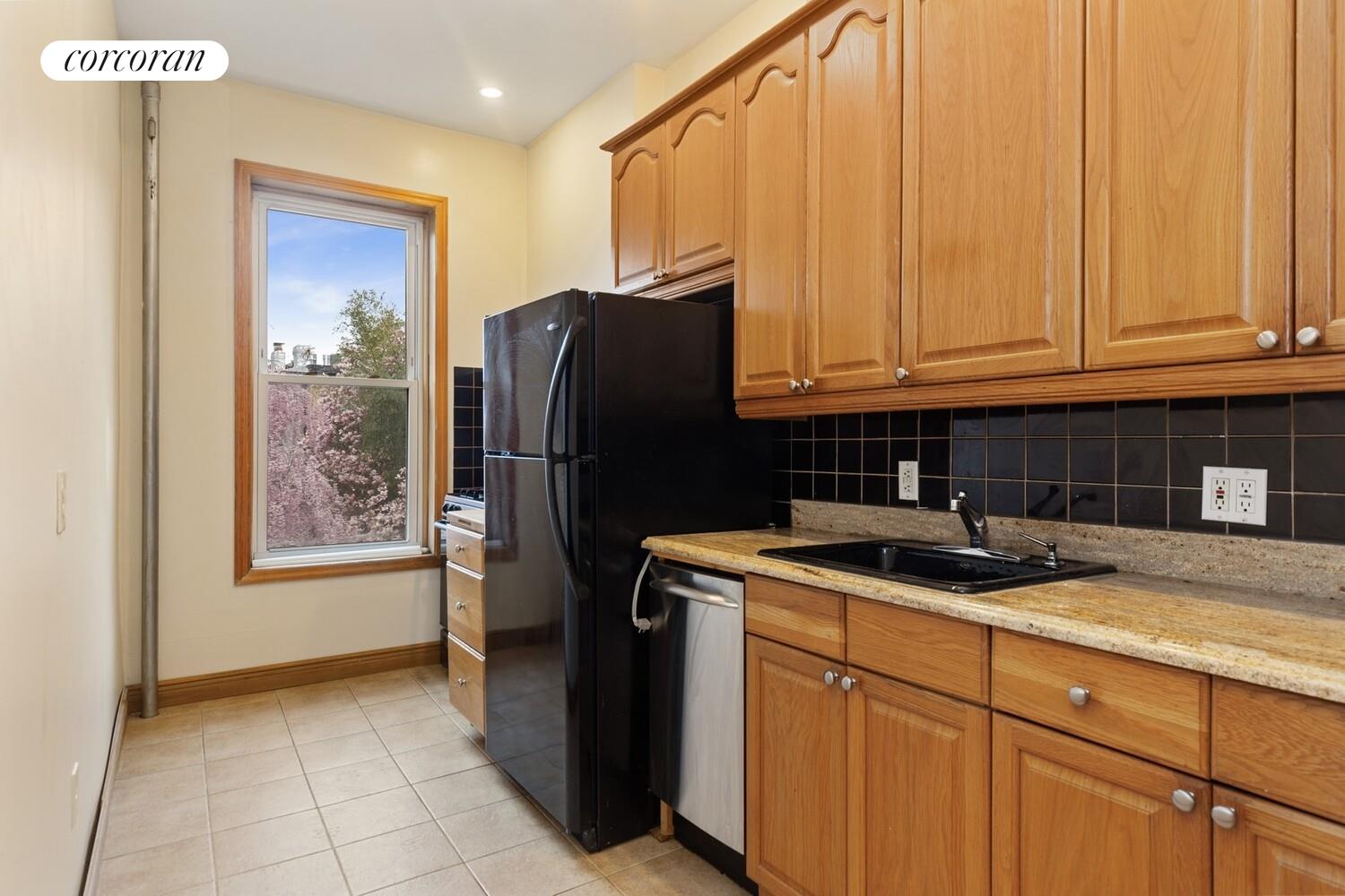 #4 photo, 271 12TH Street, 布鲁克林 Park Slope , NY 11215