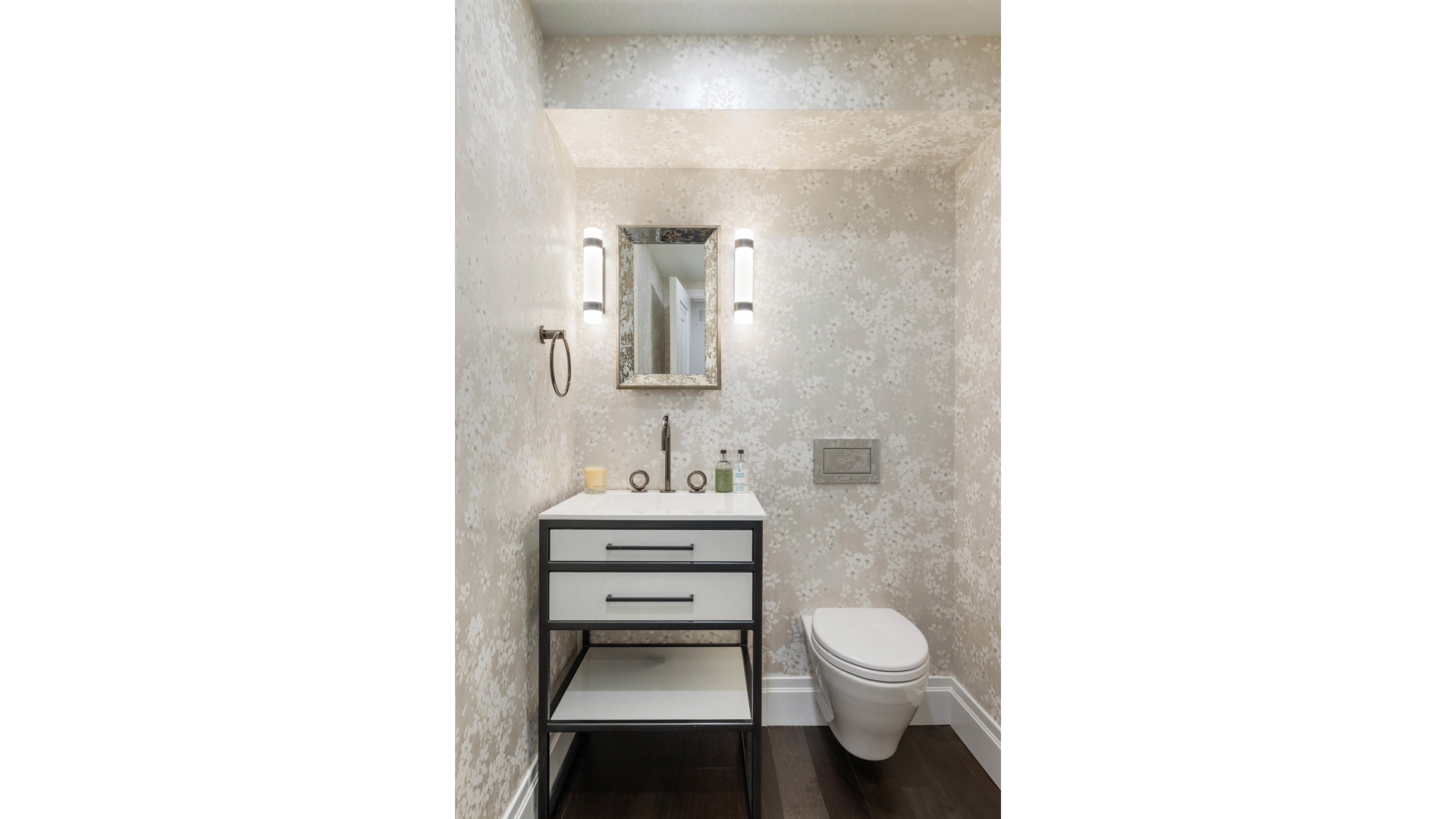 #17 photo, 700 PARK Avenue, Lenox Hill , NY 10021