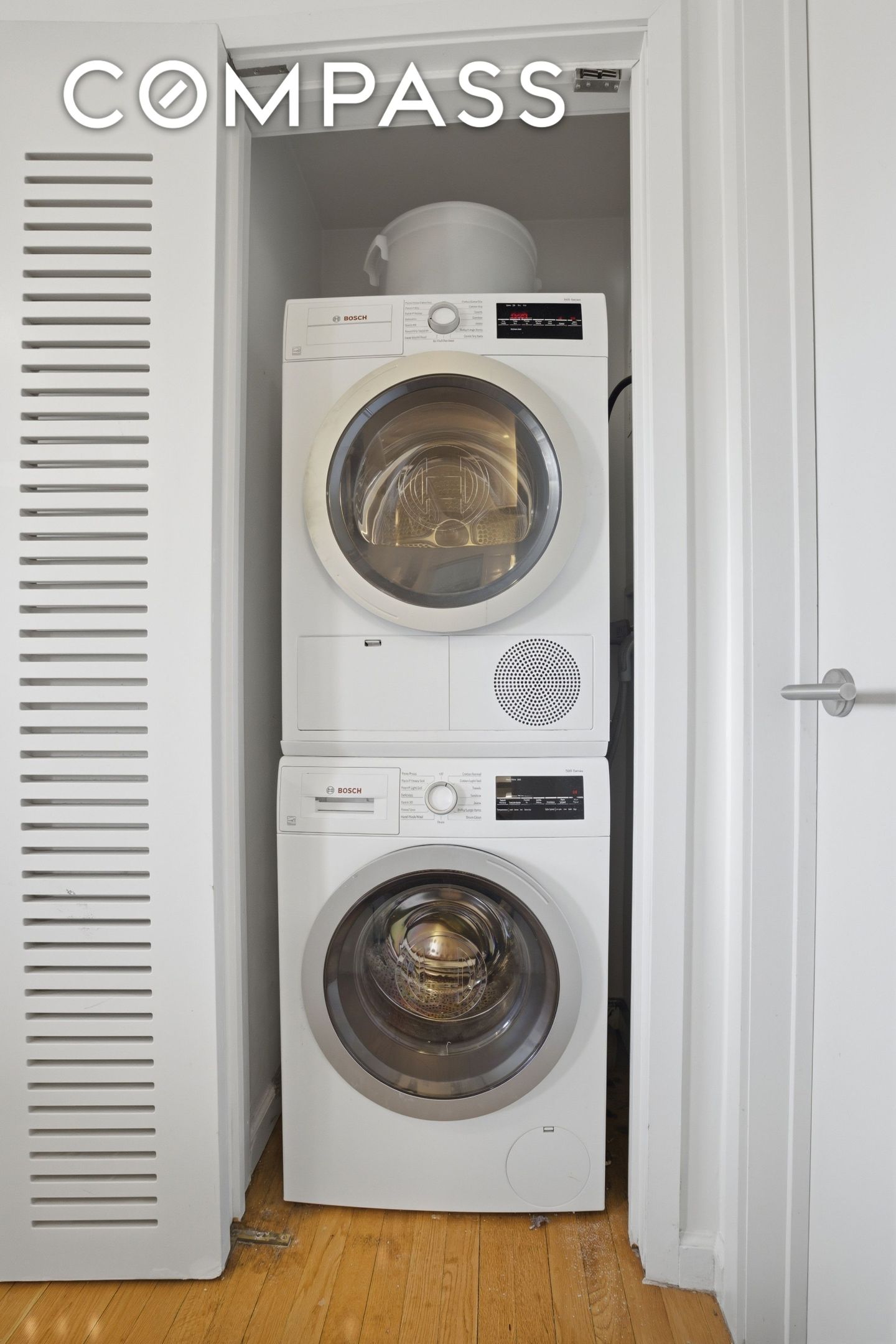 #16 photo, 305 2nd Avenue, Gramercy Park , NY 10003