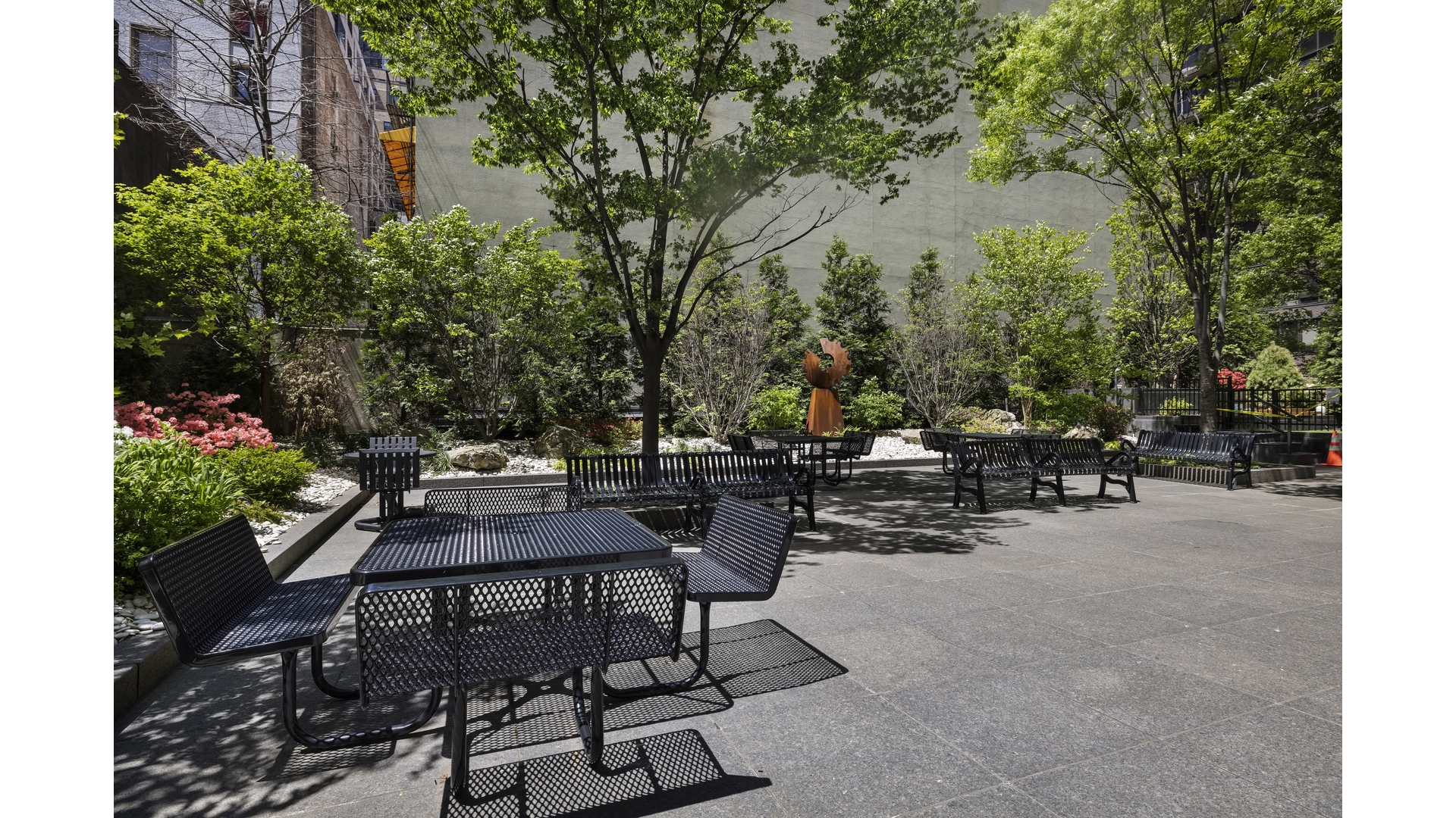 #15 photo, 845 UNITED NATIONS Plaza, Turtle Bay , NY 10017