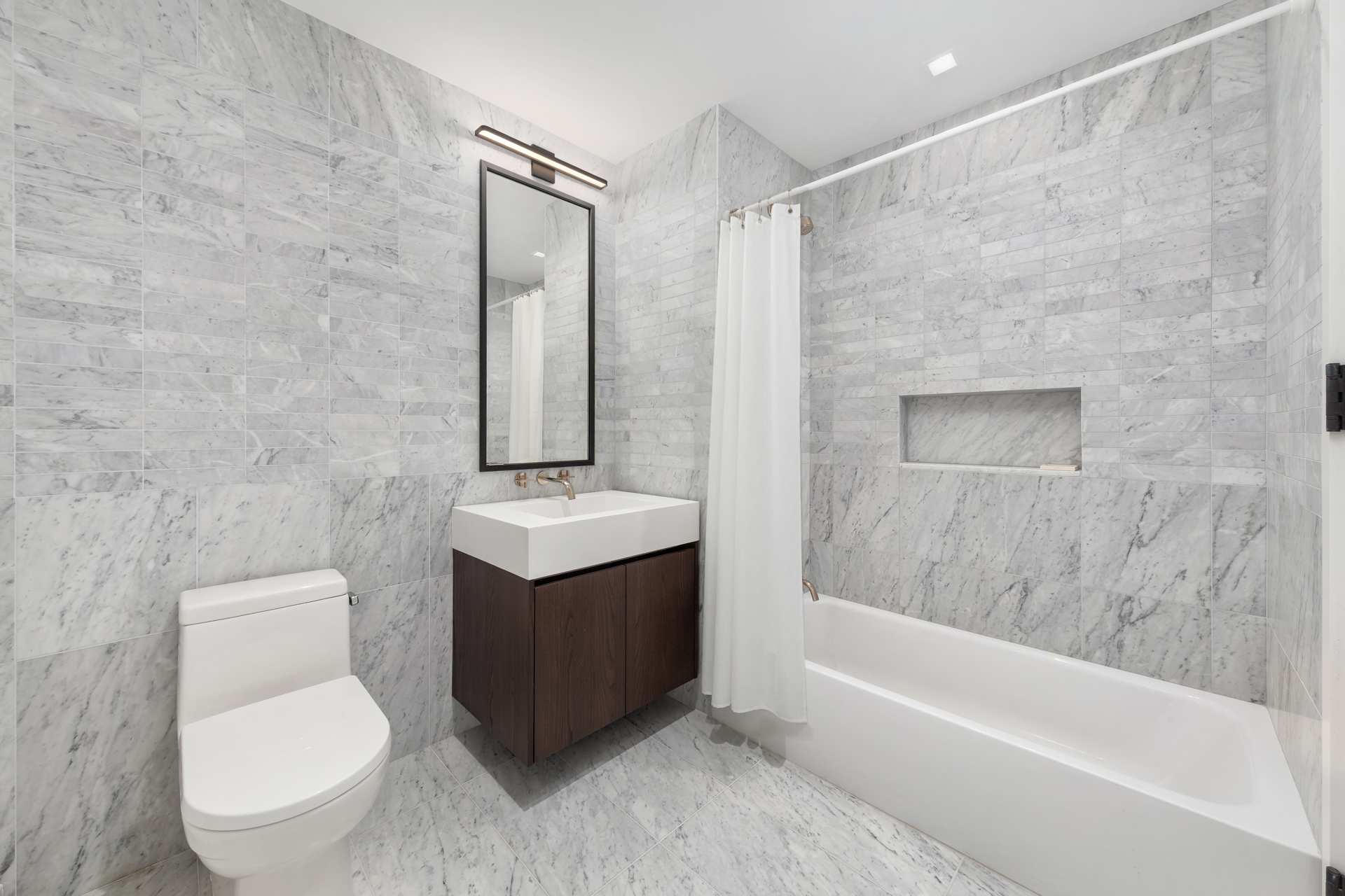 #7 photo, 202 BROOME Street, Lower East Side , NY 10002