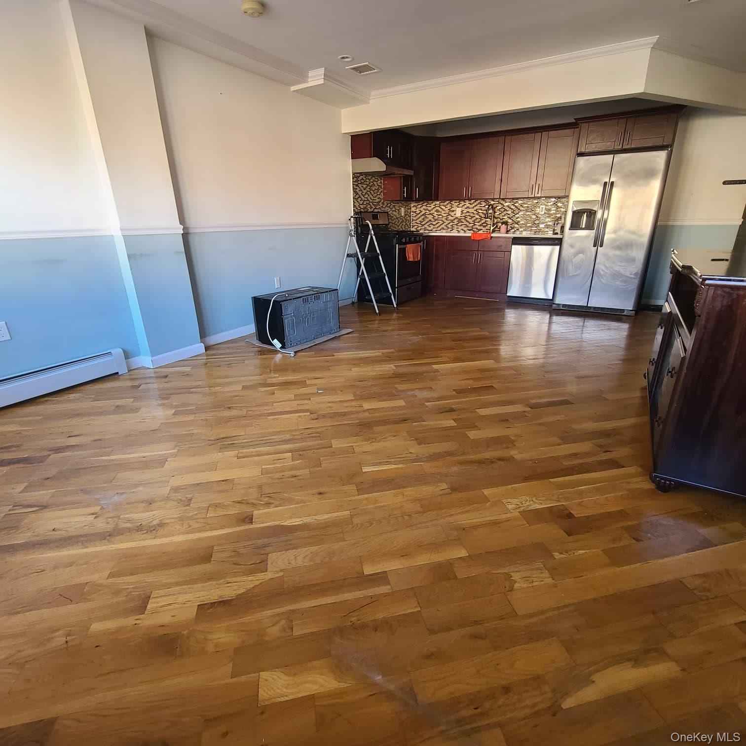 #19 photo, 10442 164th Street, Jamaica , NY 11433