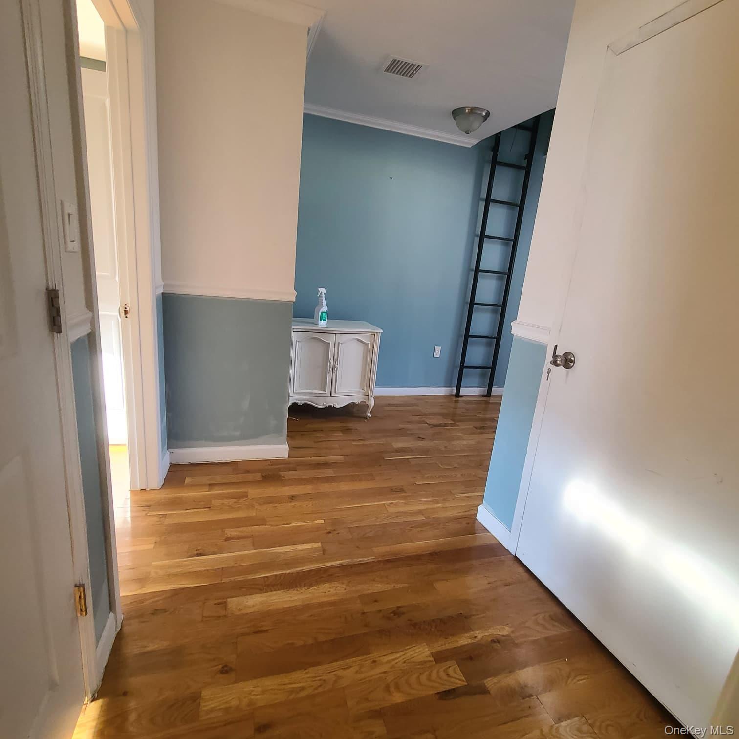 #6 photo, 10442 164th Street, Jamaica , NY 11433