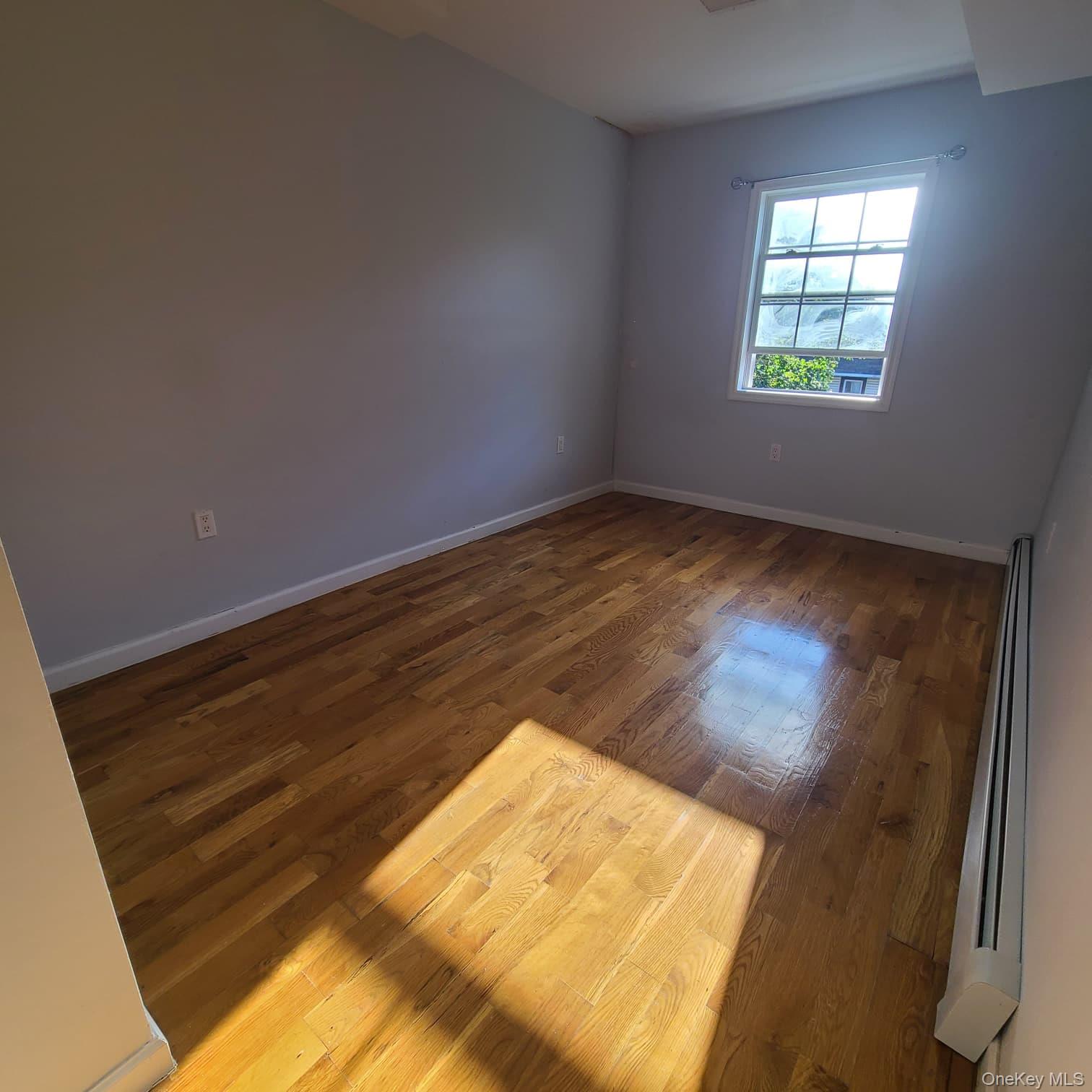 #7 photo, 10442 164th Street, Jamaica , NY 11433