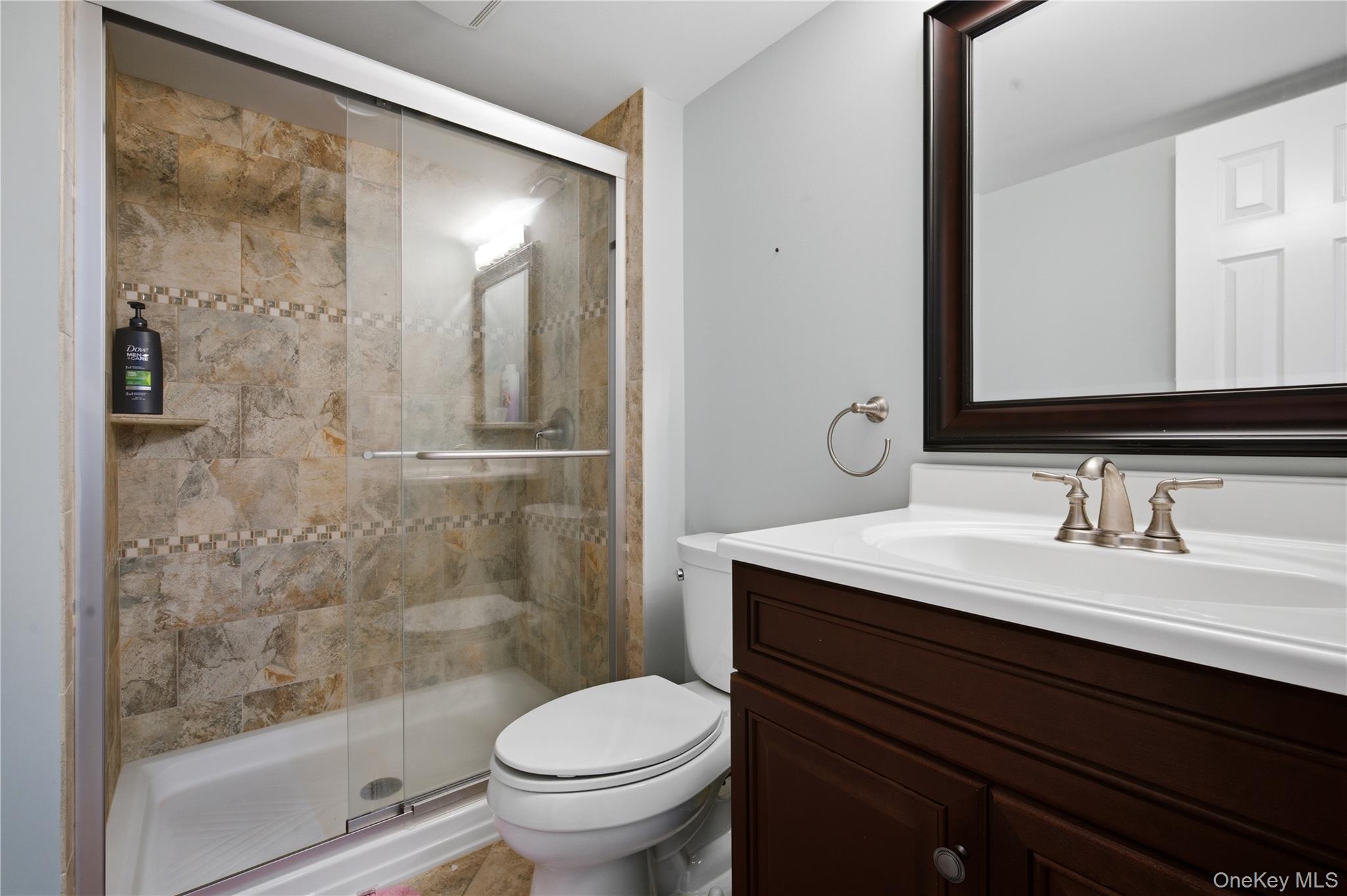 #13 photo, 5 Wheeler Court, Deer Park , NY 11729