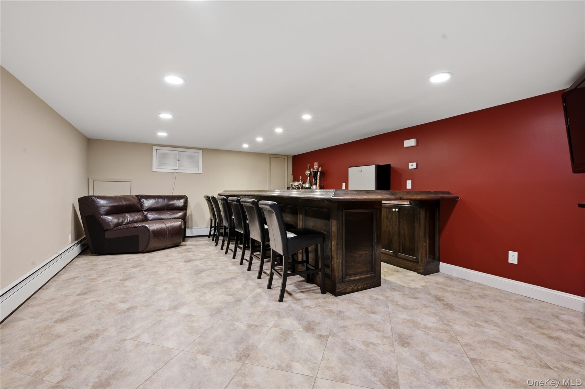 #17 photo, 5 Wheeler Court, Deer Park , NY 11729