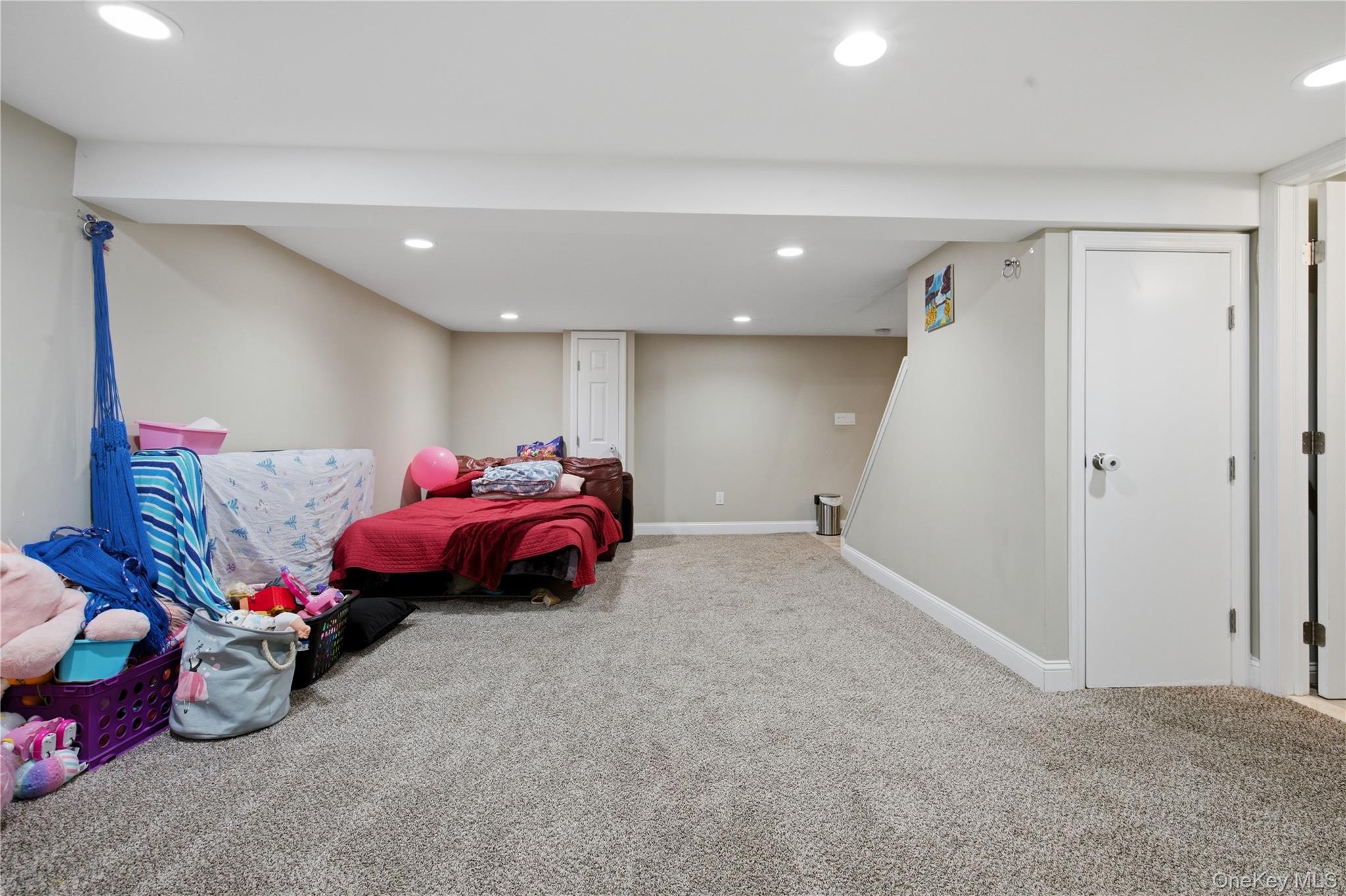 #18 photo, 5 Wheeler Court, Deer Park , NY 11729