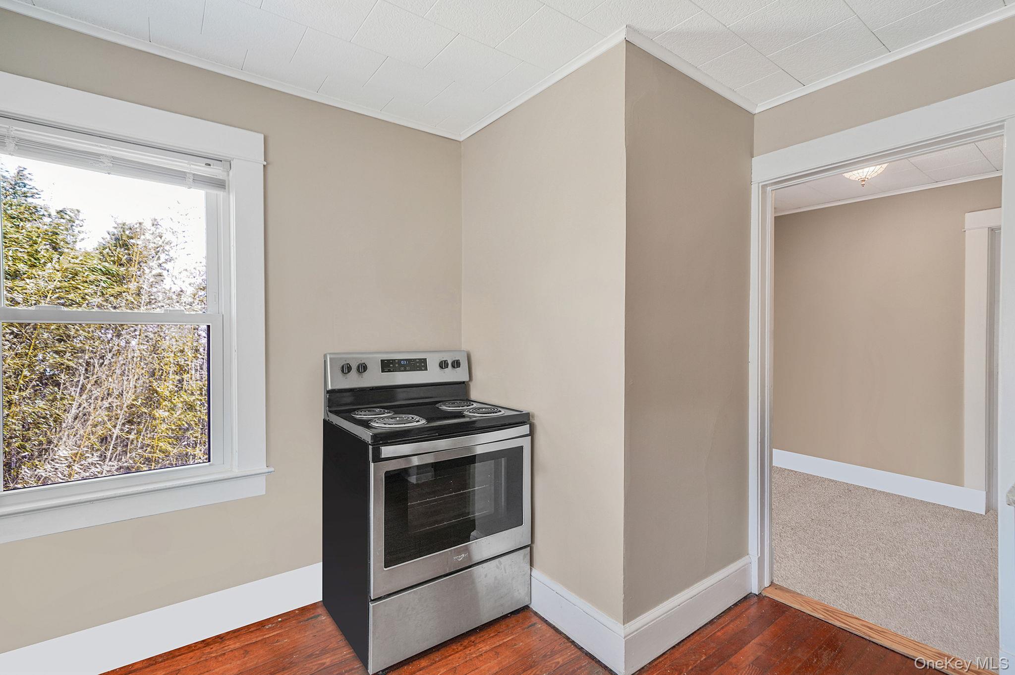 #12 photo, 129 Bay Avenue, 东长岛 Patchogue , NY 11772