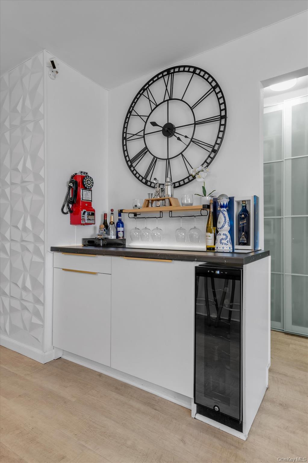 #10 photo, 125-10 Queens Boulevard, Kew Gardens , NY 11415