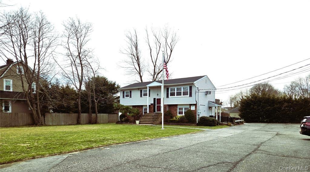 #1 photo, 60 Little East Neck Road, Babylon , NY 11702