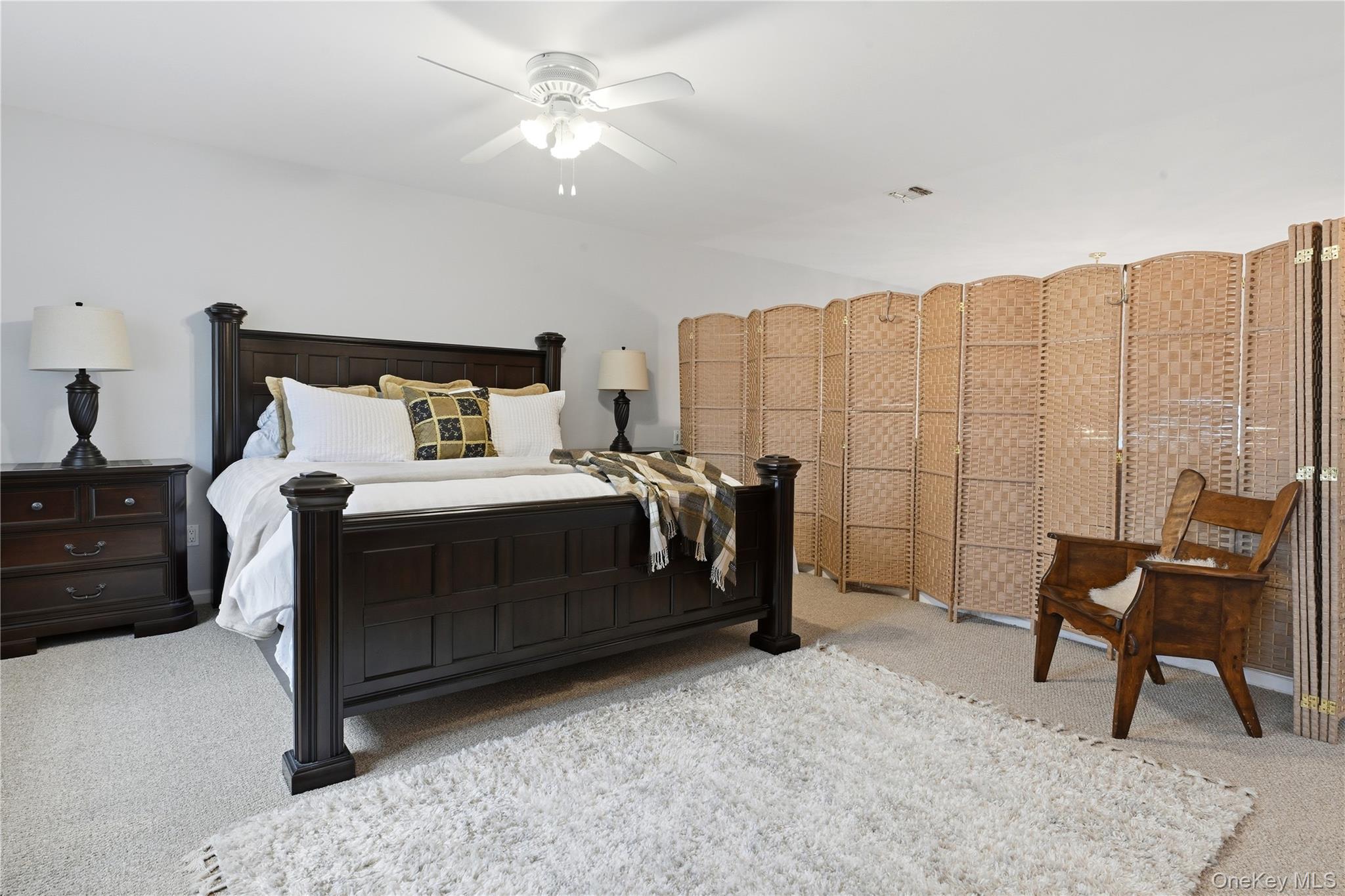 #16 photo, 625 Madeira Boulevard, Melville , NY 11747