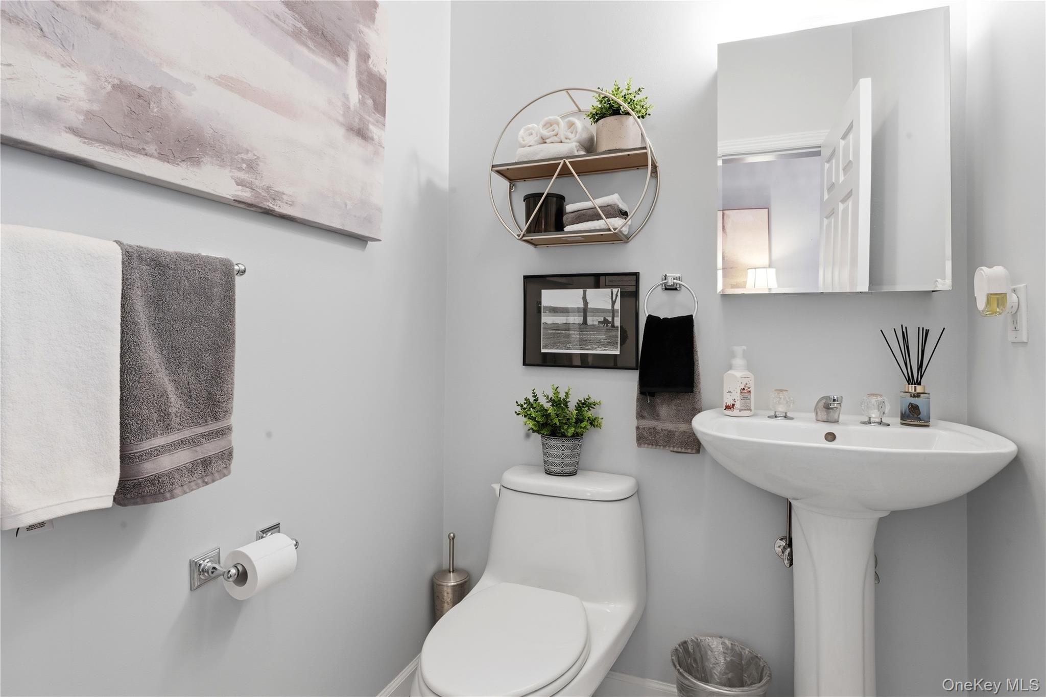 #9 photo, 625 Madeira Boulevard, Melville , NY 11747