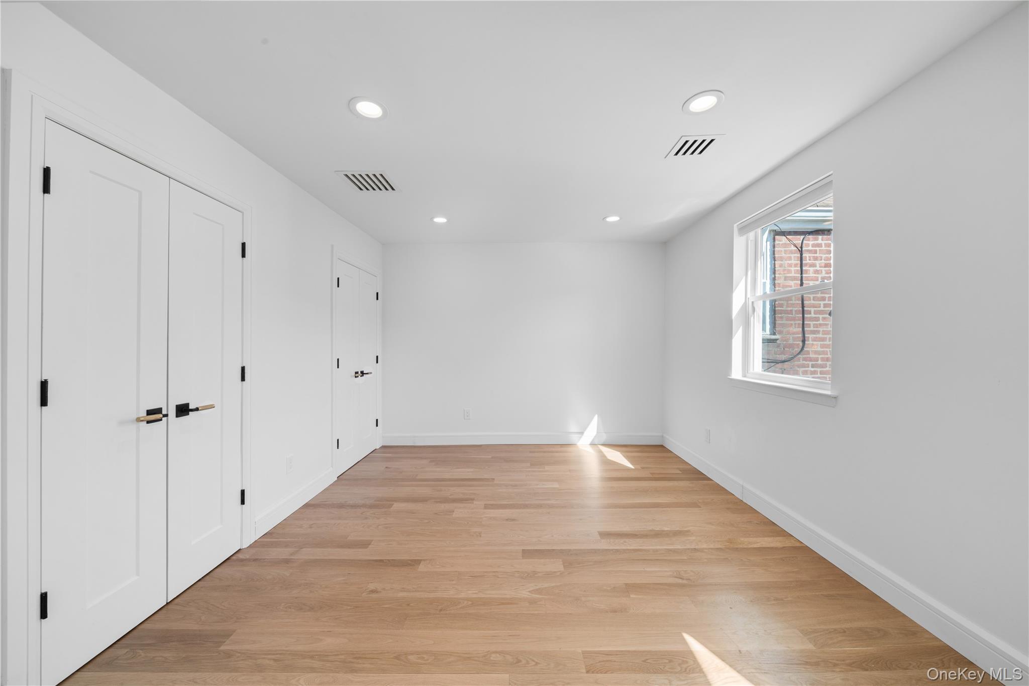 #16 photo, 6821 Cloverdale Lane, Bayside , NY 11364