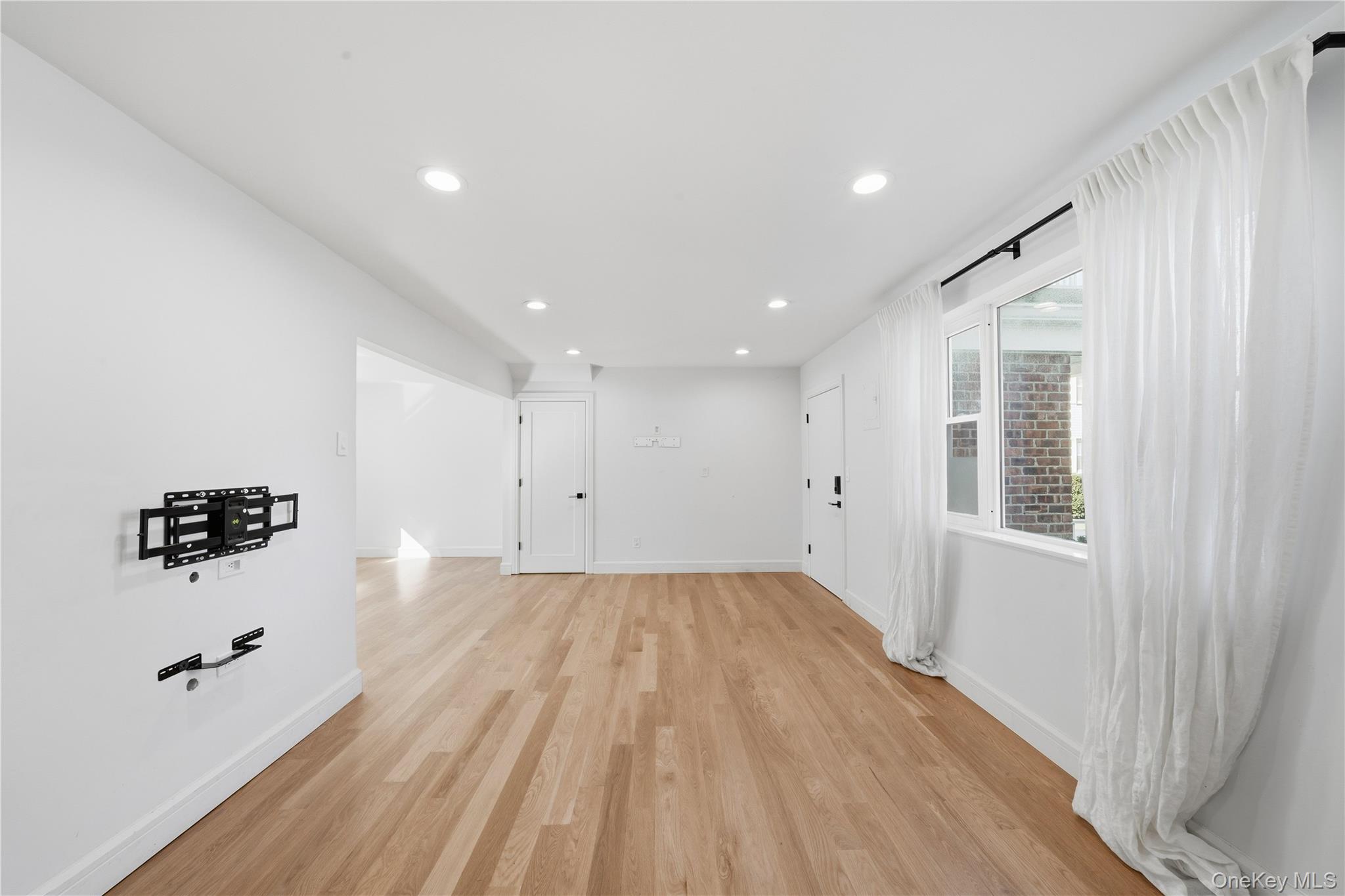 #6 photo, 6821 Cloverdale Lane, Bayside , NY 11364