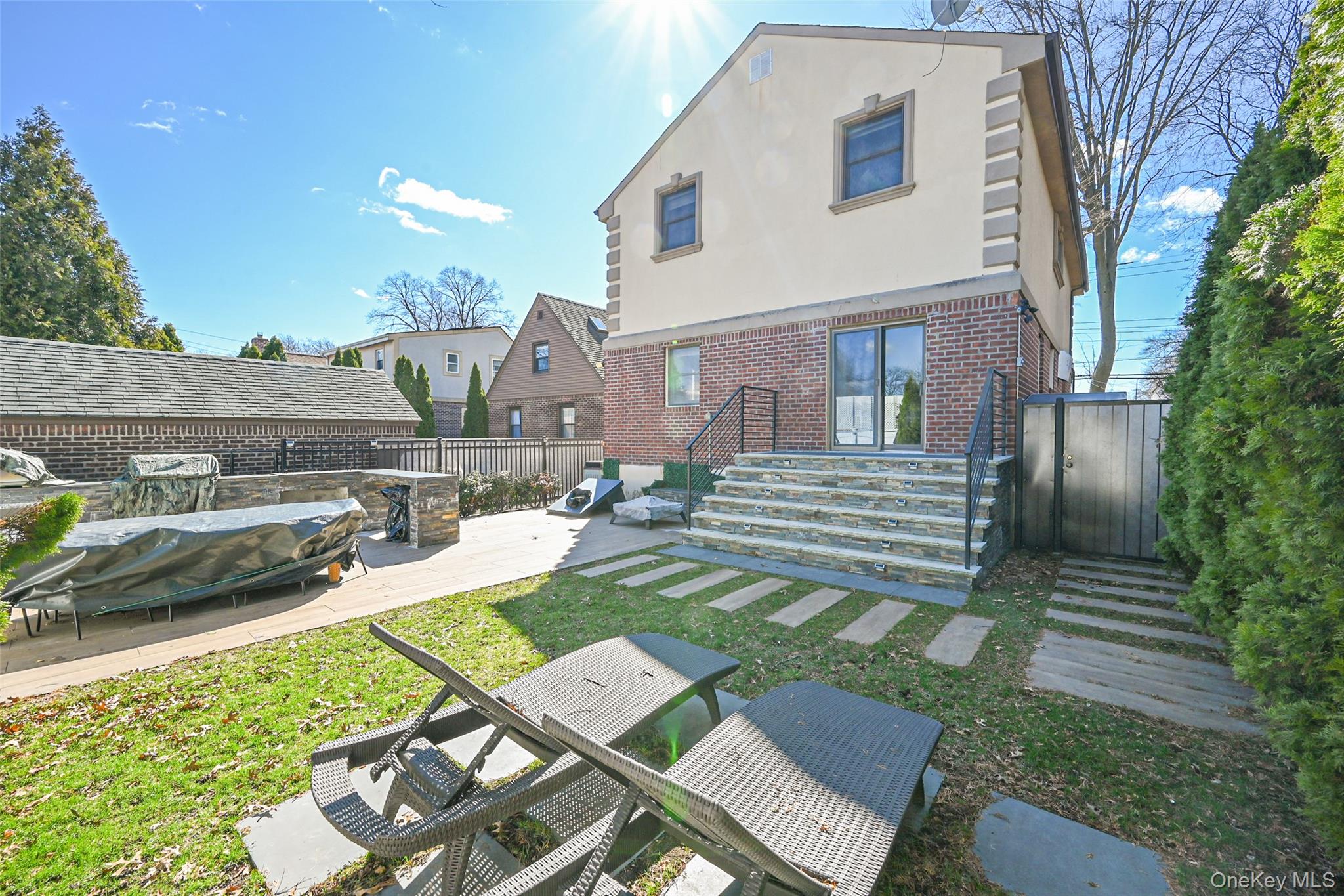 #19 photo, 165-05 67th Avenue, Fresh Meadows , NY 11365