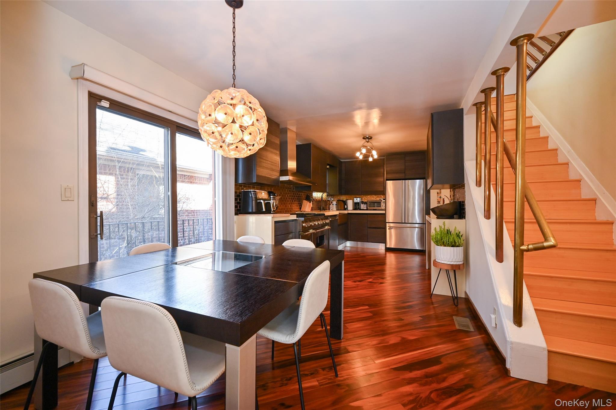 #4 photo, 165-05 67th Avenue, Fresh Meadows , NY 11365