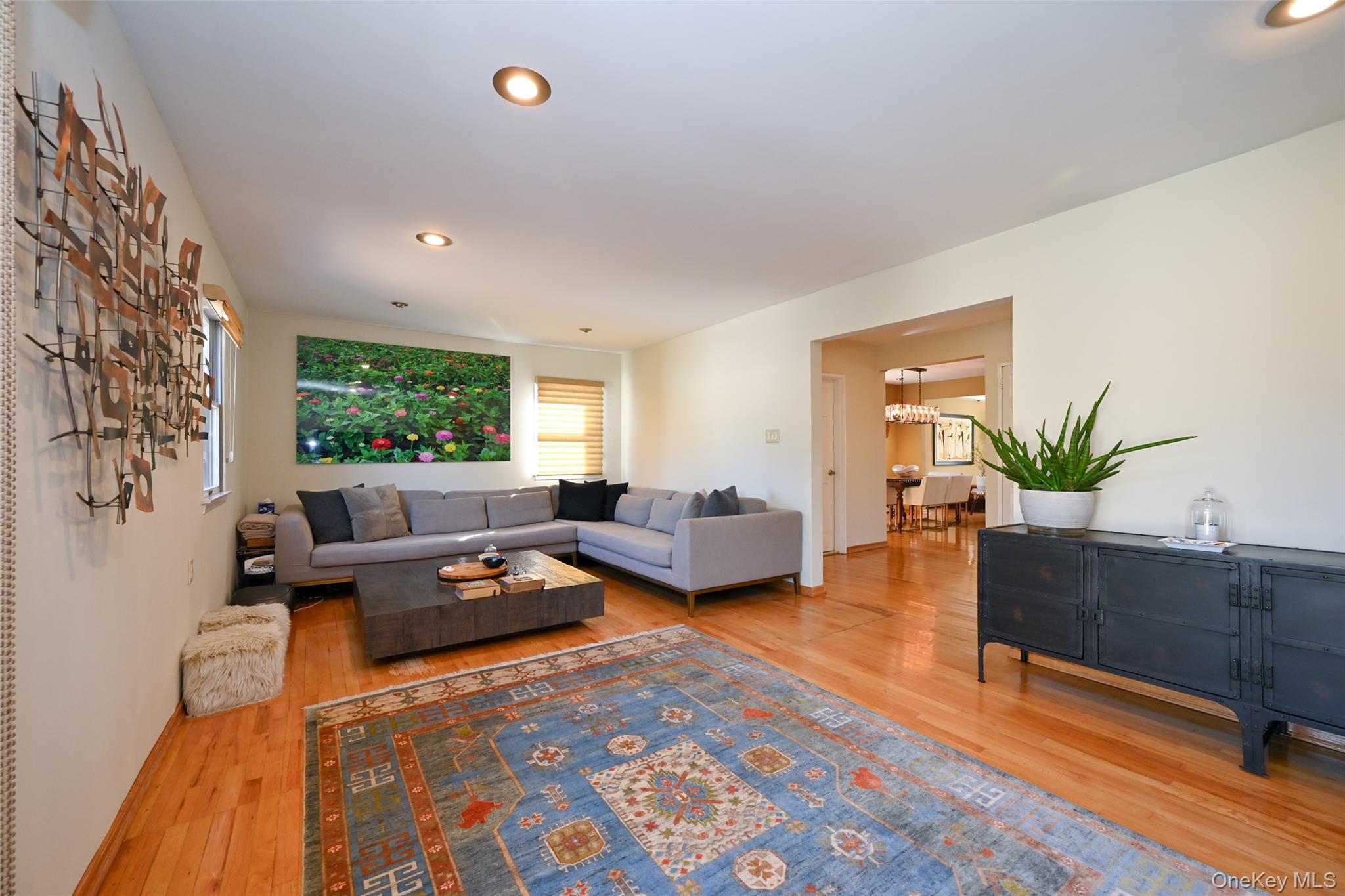 #8 photo, 165-05 67th Avenue, Fresh Meadows , NY 11365