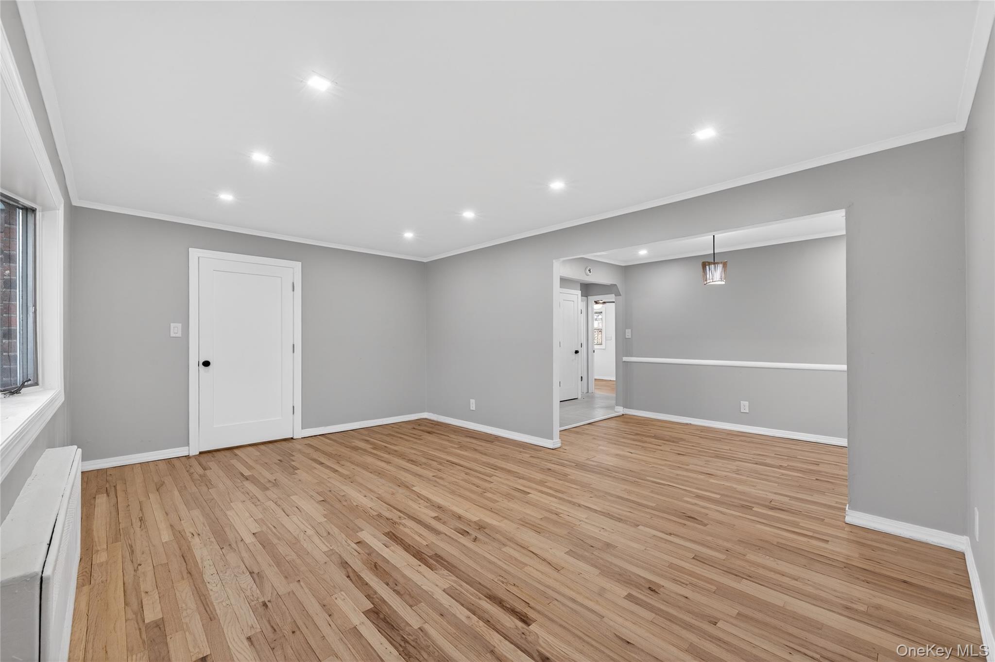 #7 photo, 24930 147th Road, 皇后区 Rosedale , NY 11422