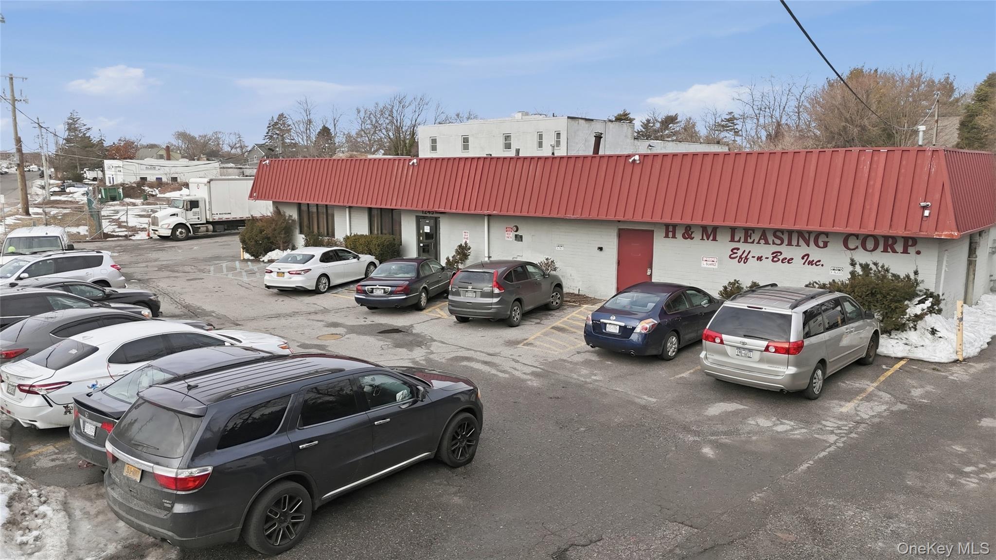 #5 photo, 1245 Marconi Boulevard, Copiague , NY 11726