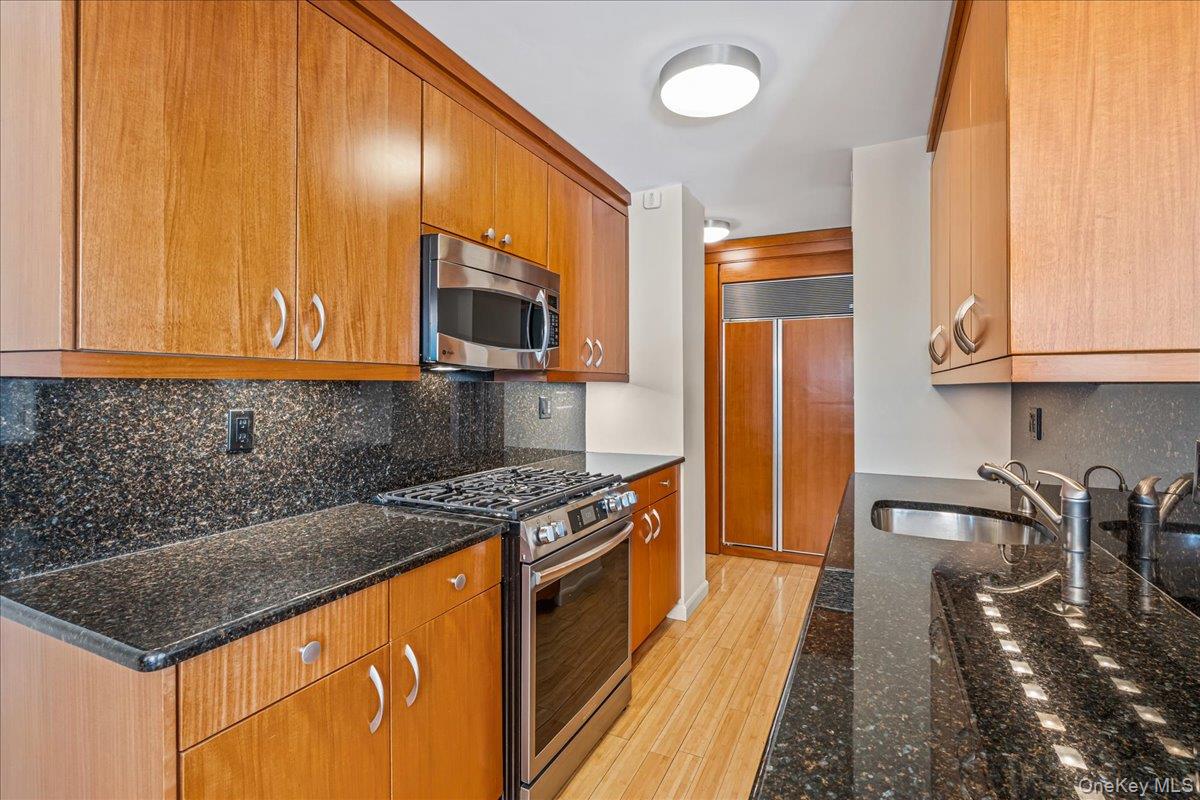 #10 photo, 17-85 215th Street, Bayside , NY 11360