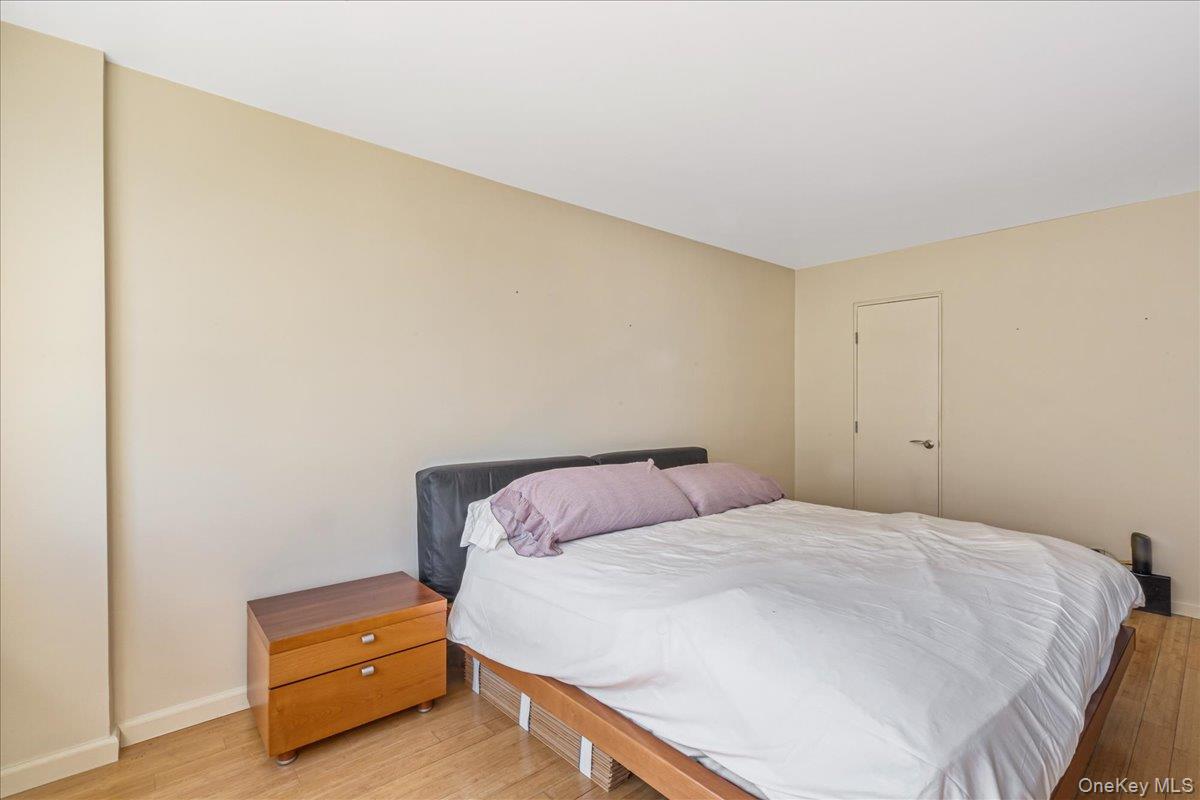 #15 photo, 17-85 215th Street, Bayside , NY 11360