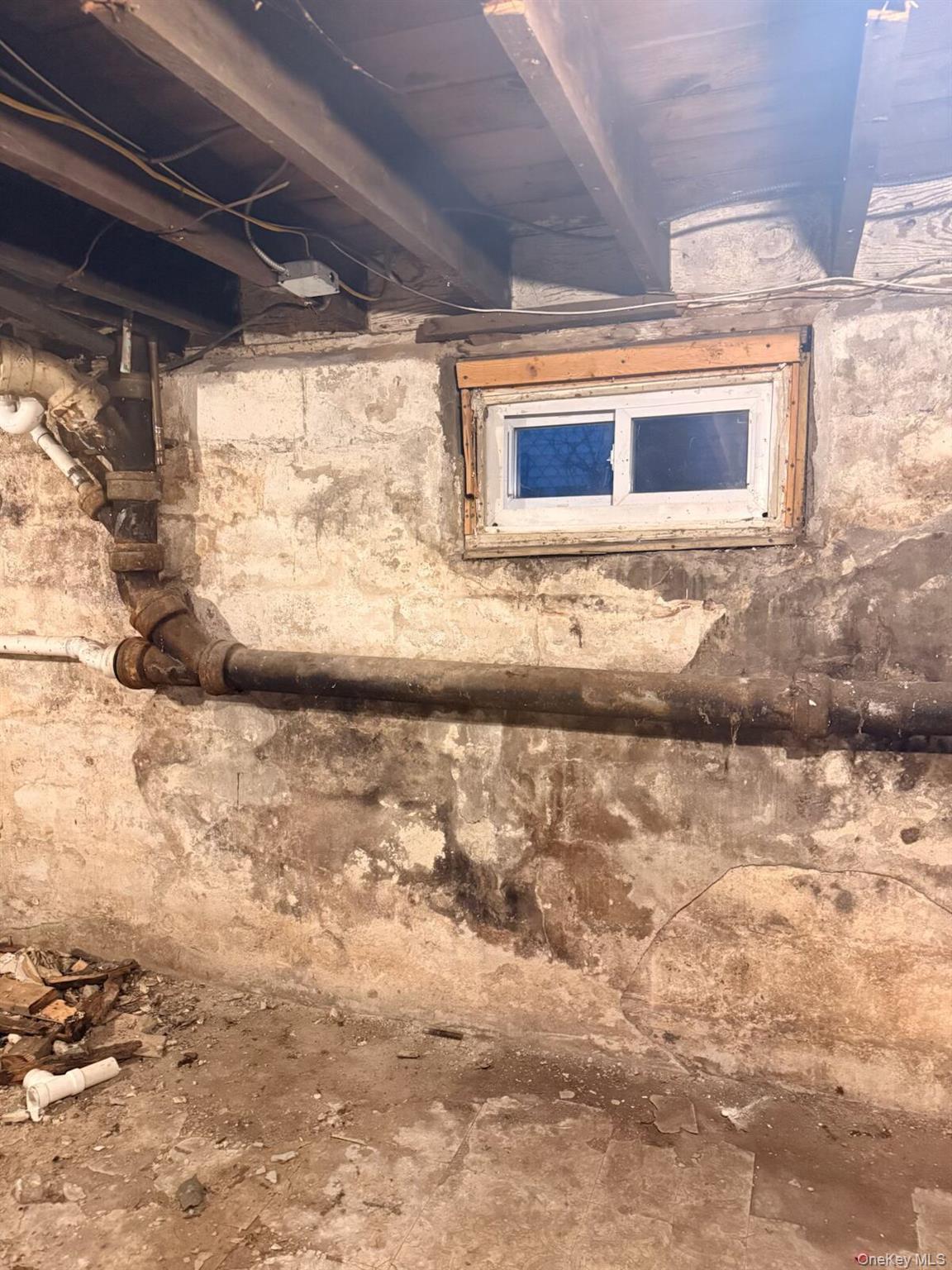 #5 photo, 159 Stewart Avenue, Hempstead , NY 11550