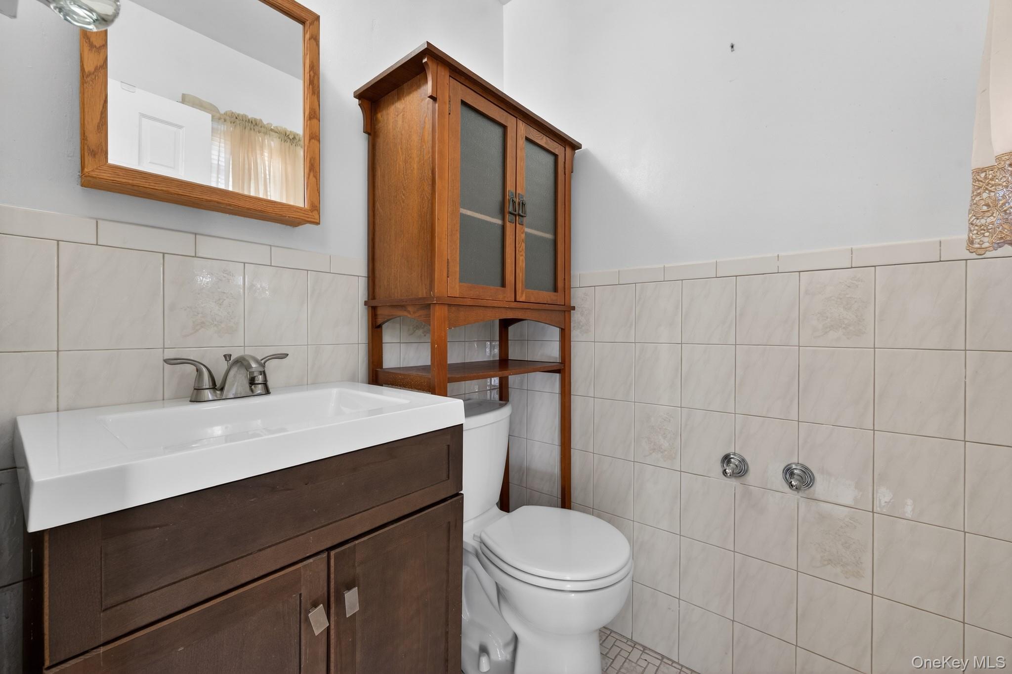 #5 photo, 625 Sackman Street, Brooklyn , NY 11212